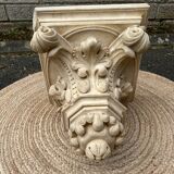 Stucco corbel