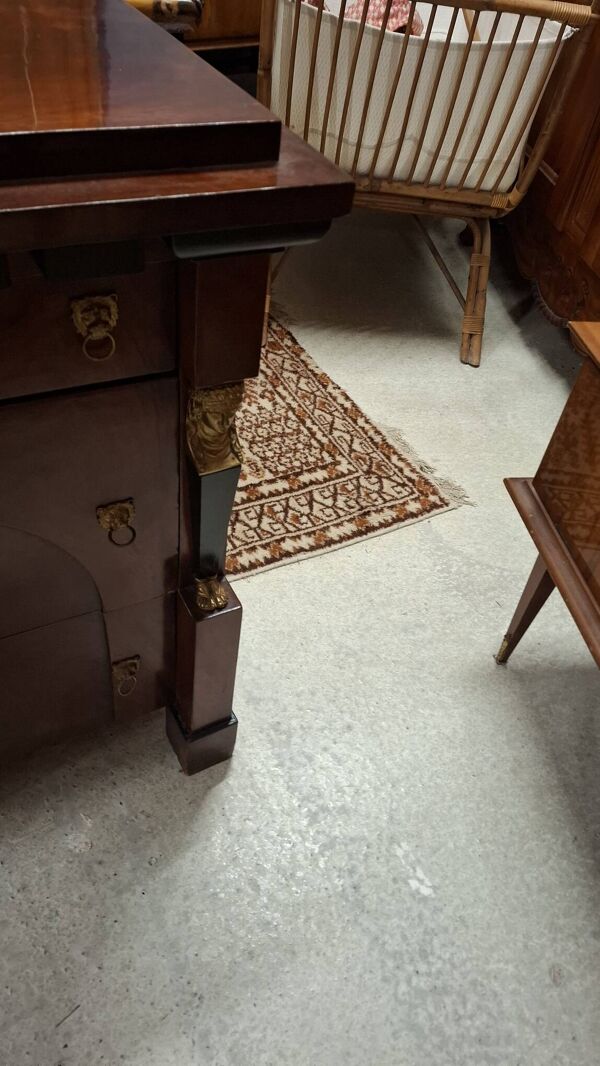 Commode de style empire