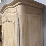 Louis XV bonnetiere in raw wood