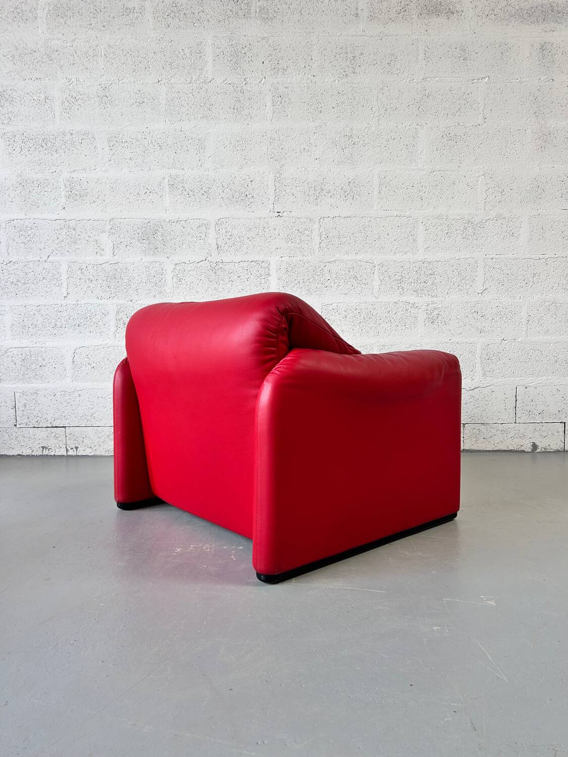 Fauteuil 1 places Cassina Maralunga en cuir rouge