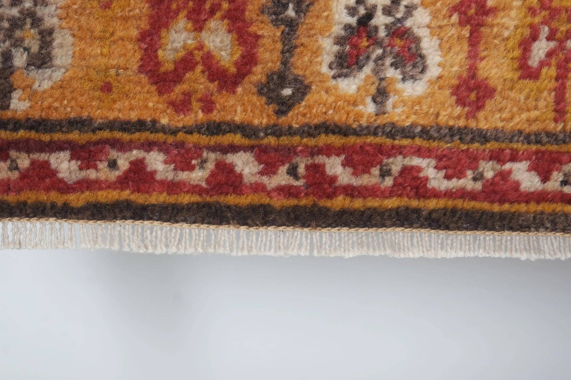 Vintage Turkish rug handmade 92x133 cm