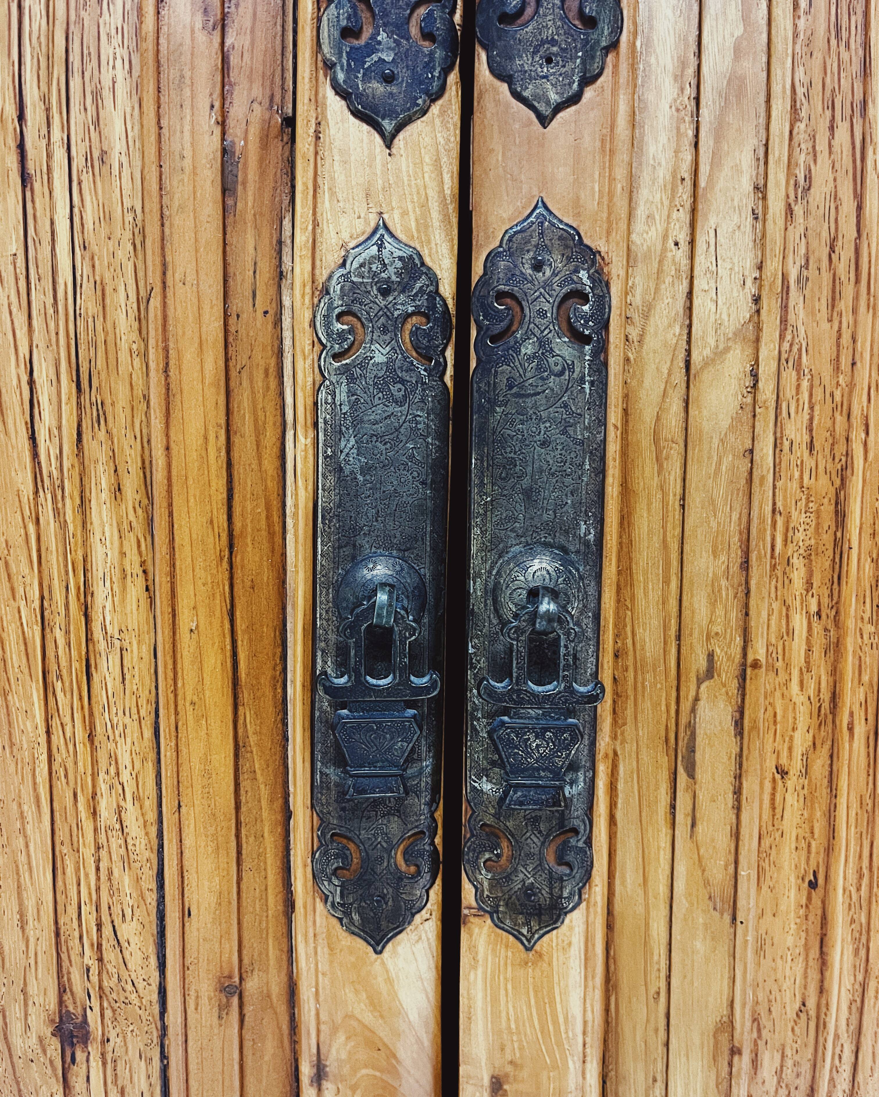 Antique Chinese Cabinet