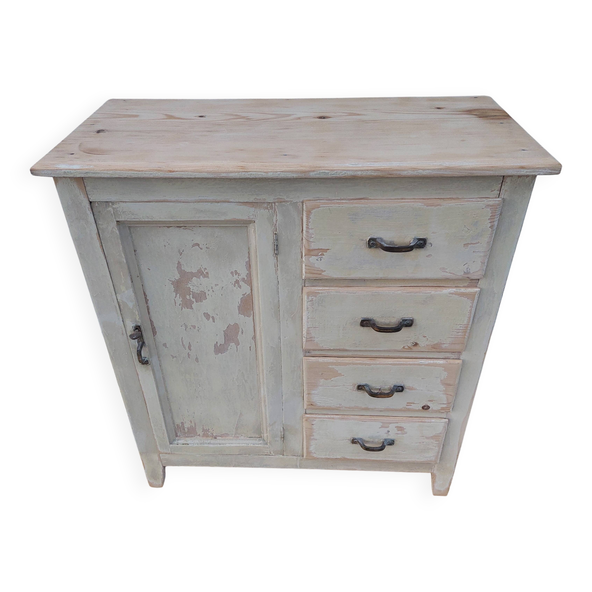 Parisian buffet, chippy paint effect