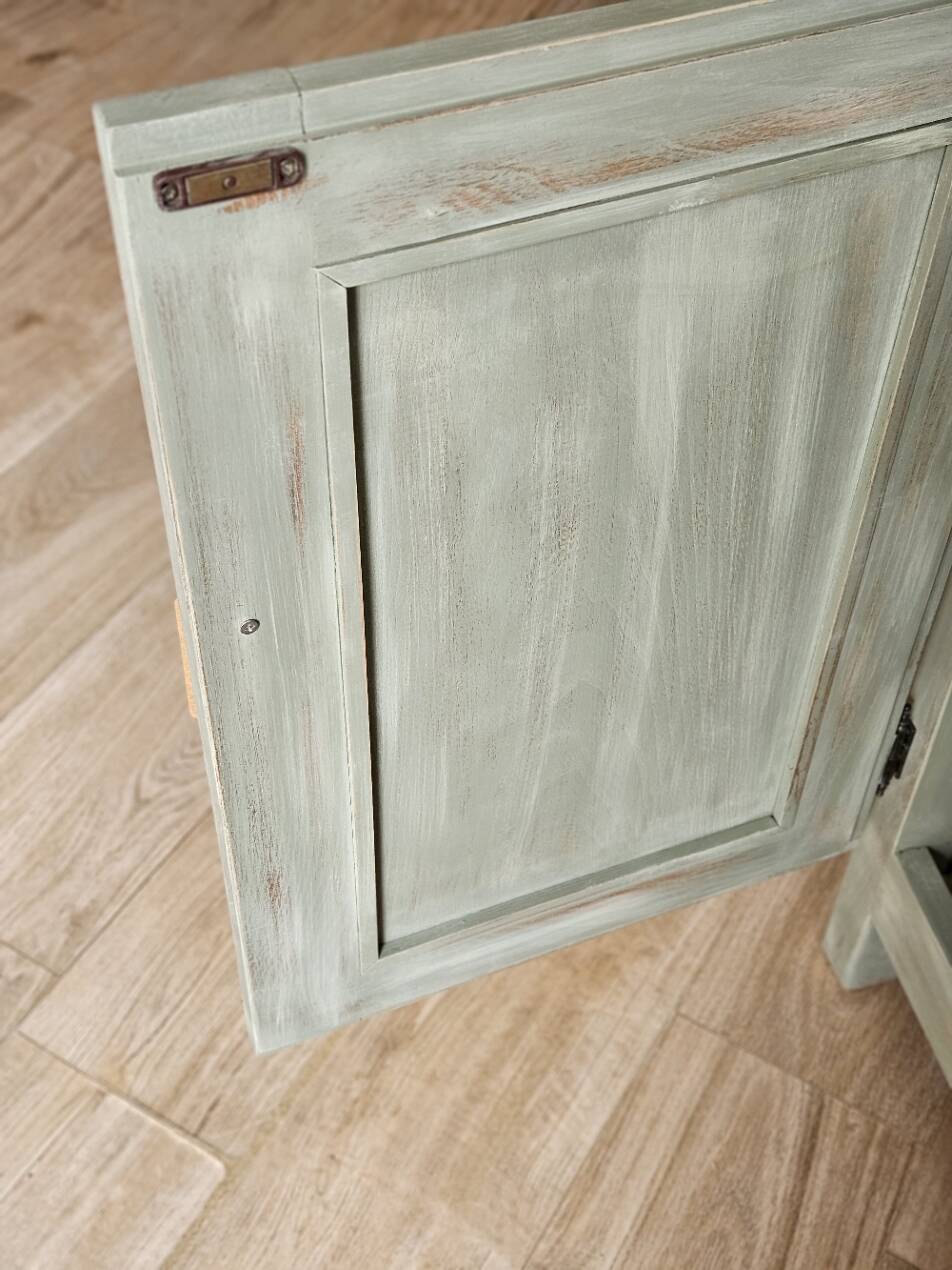 Renovated and distressed Parisian sideboard | Lucien