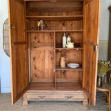 Country cabinet