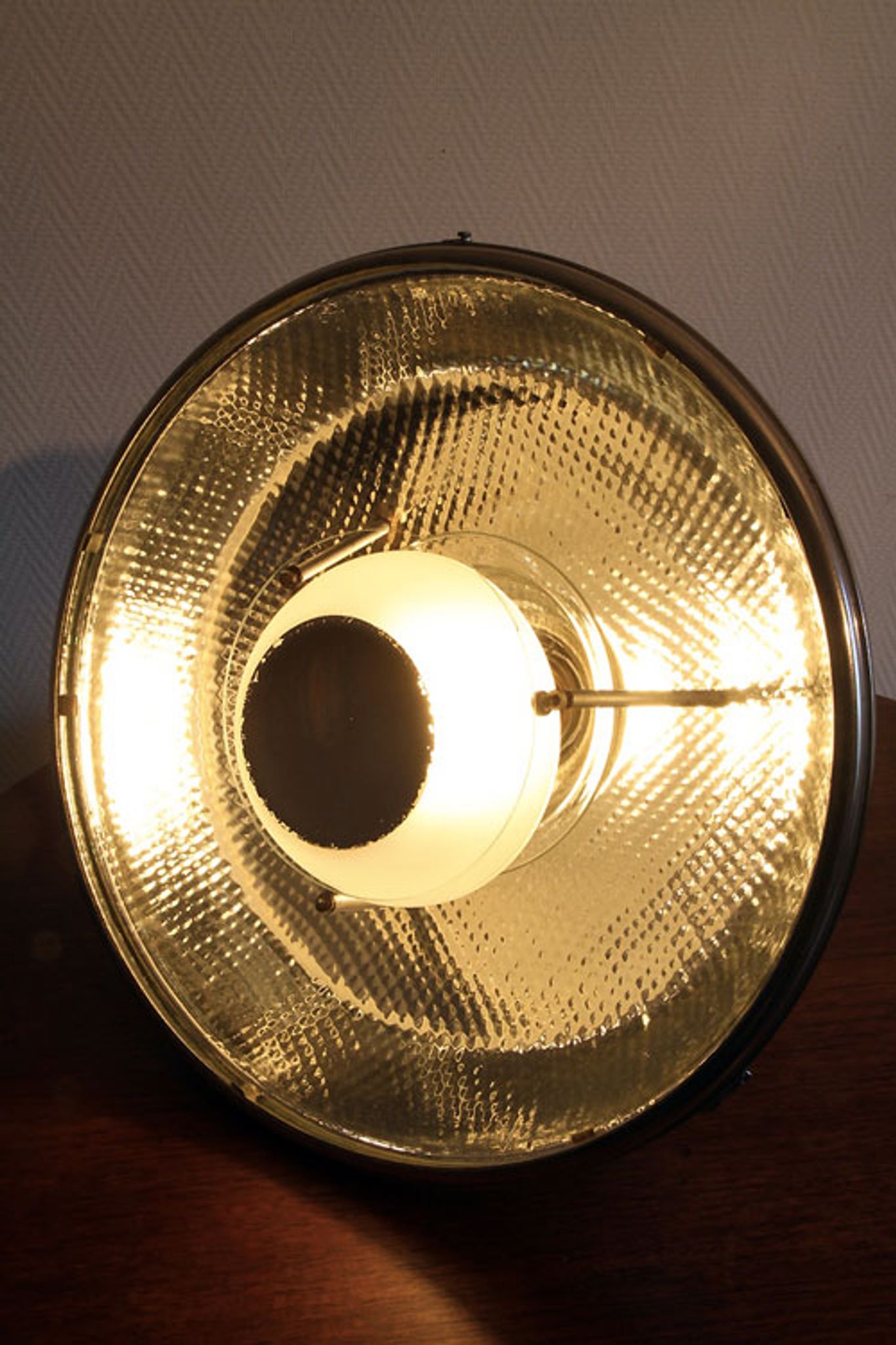 Old Bauhaus lamp in mercurized glass chrome industrial suspension.