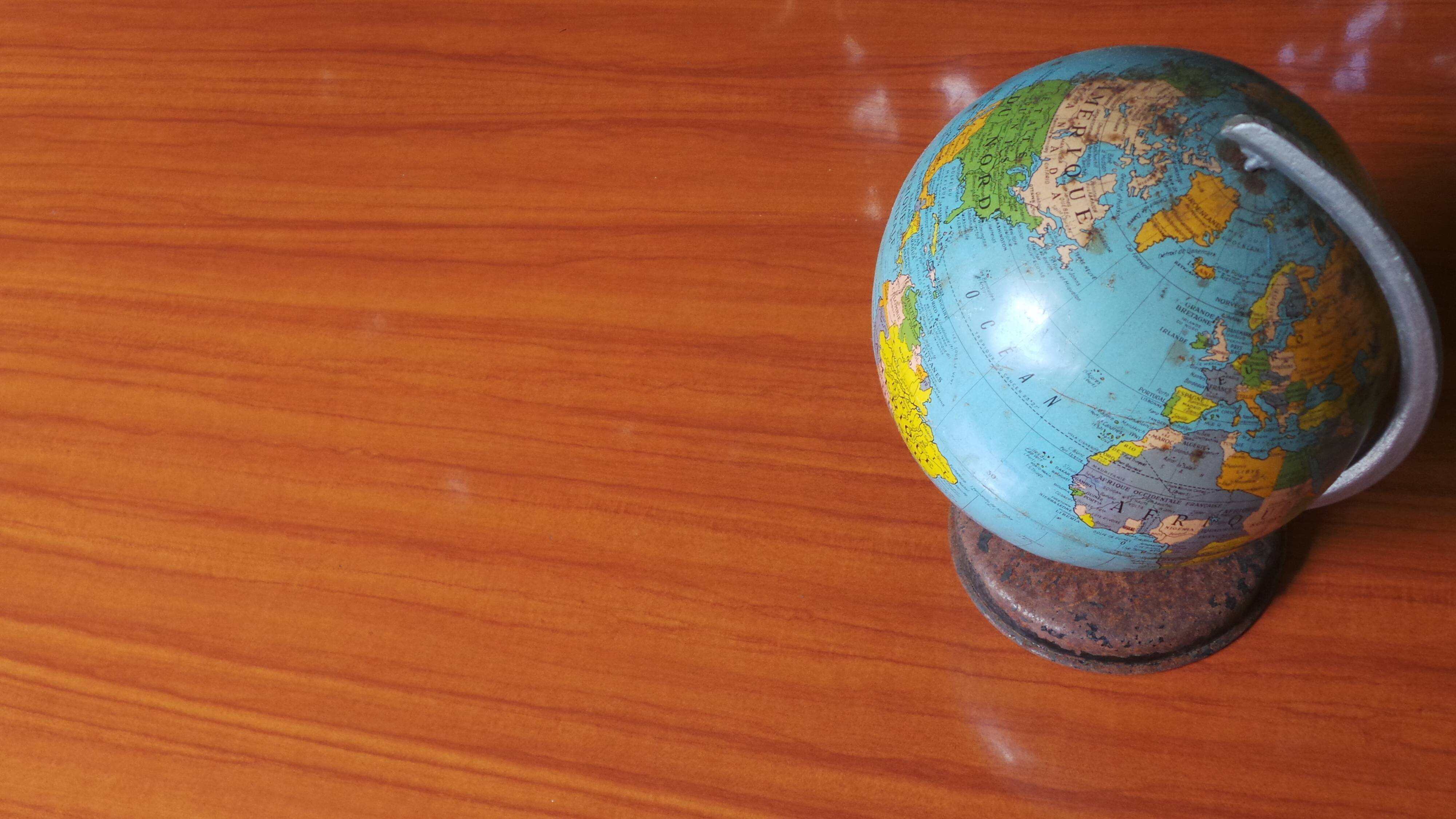 Desk feet compass baumann