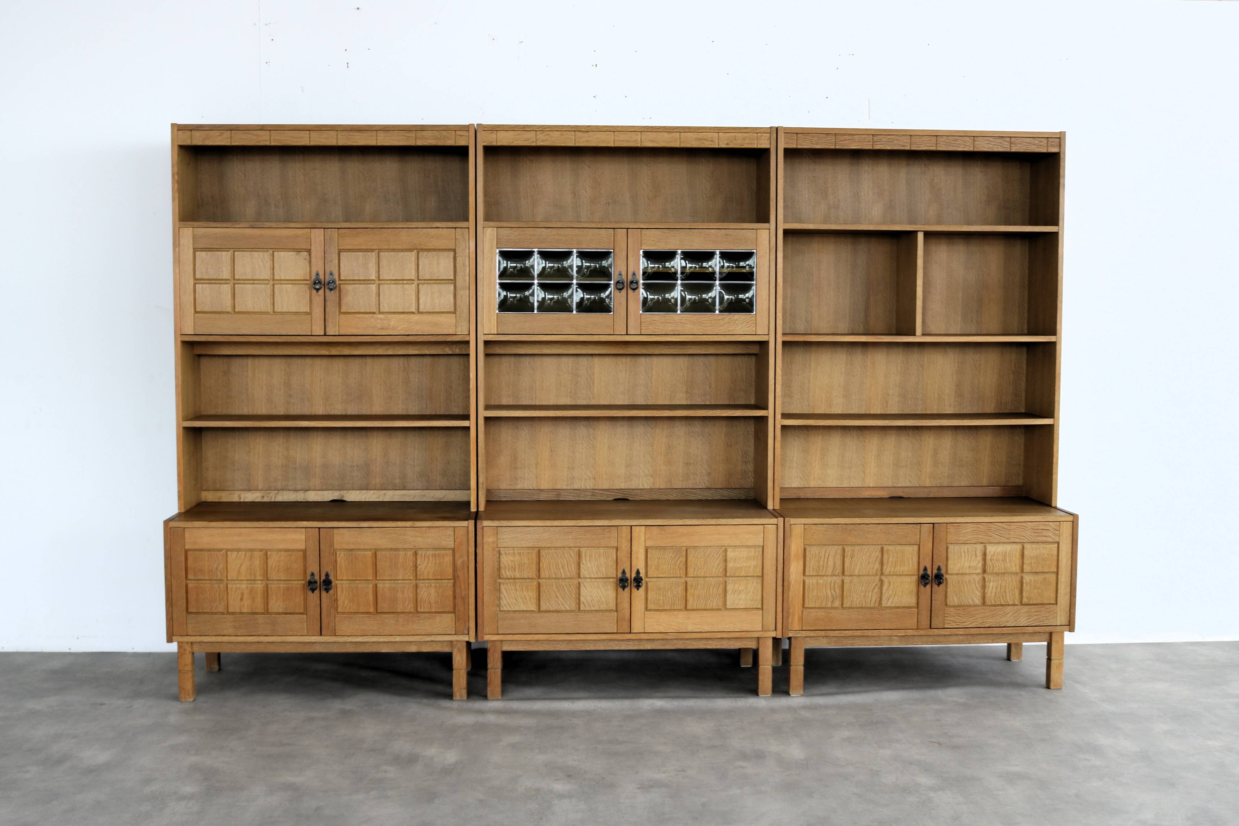 brutalist bookcase | wall cabinet | oak | 60s | Danish (2)