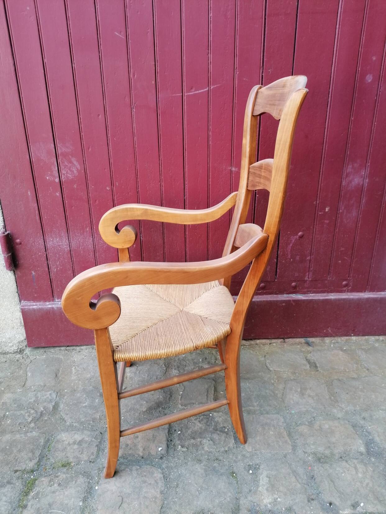 Armchair with wooden sticks and mulch - Louis Phillipe style.