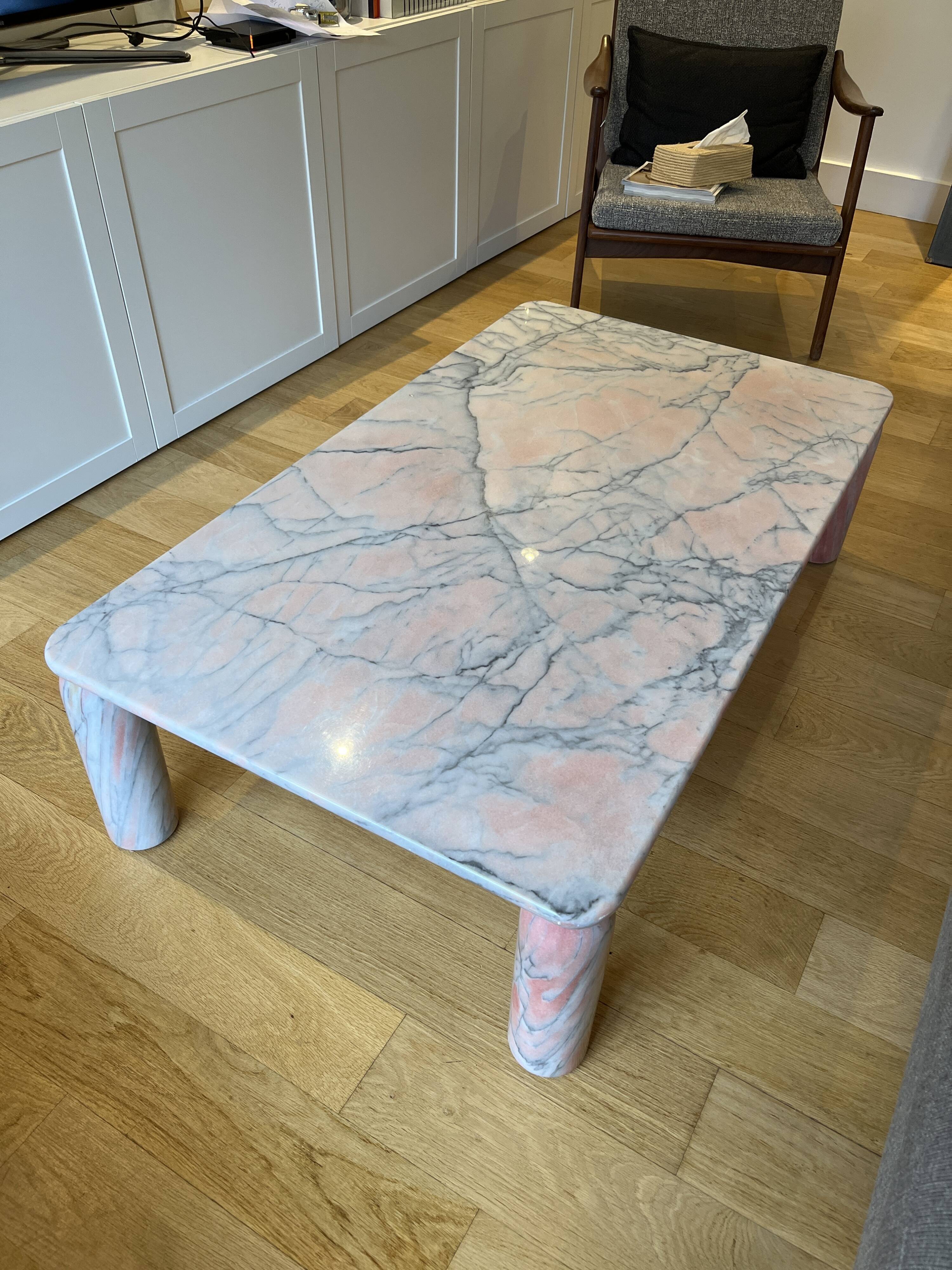 Table basse en marbre