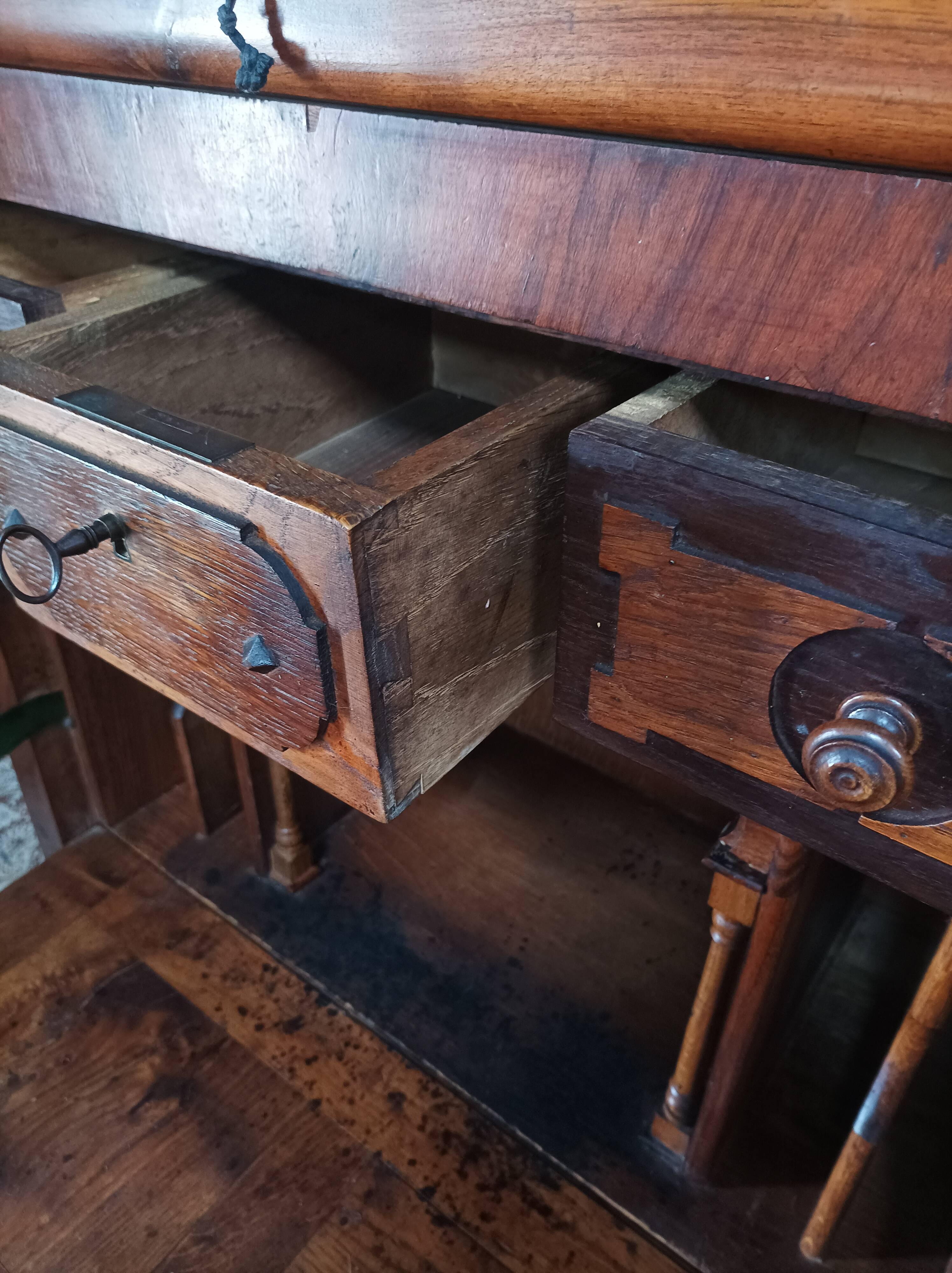 Louis Philippe secretary in oak and burr walnut