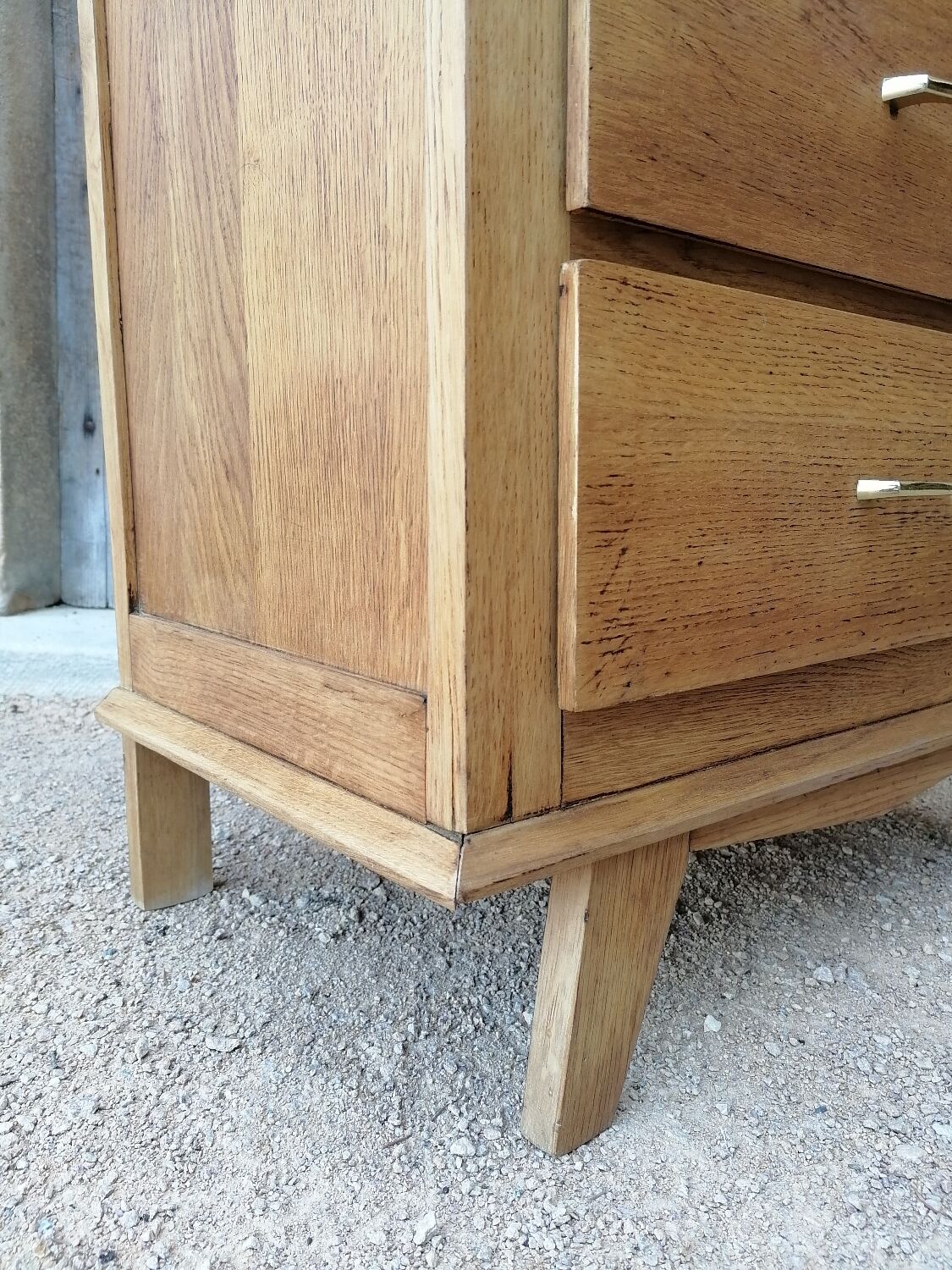 Dresser foot compass