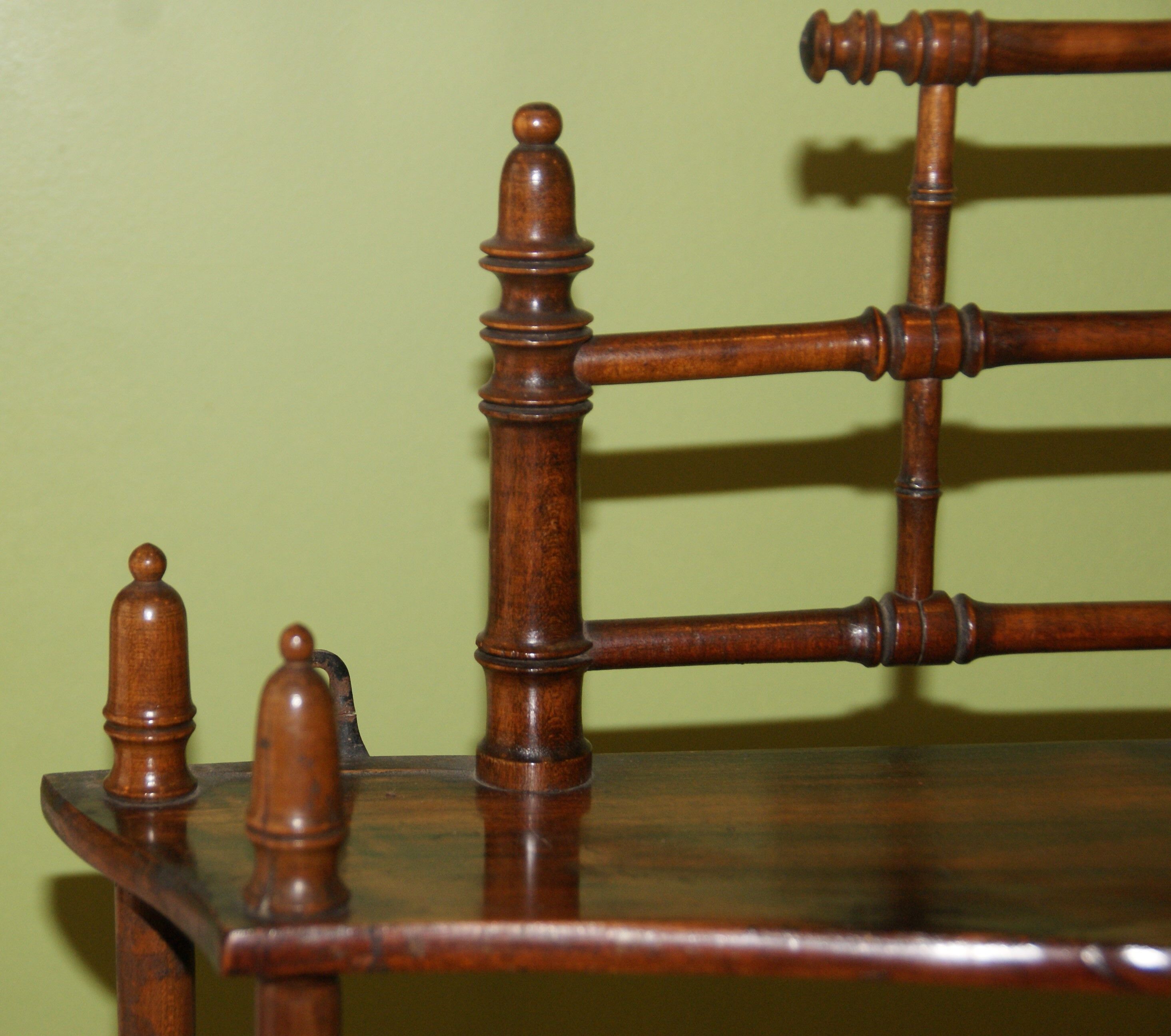 Napoleon III wall shelf in solid blond walnut in Asian bamboo style with 3 trays XIX