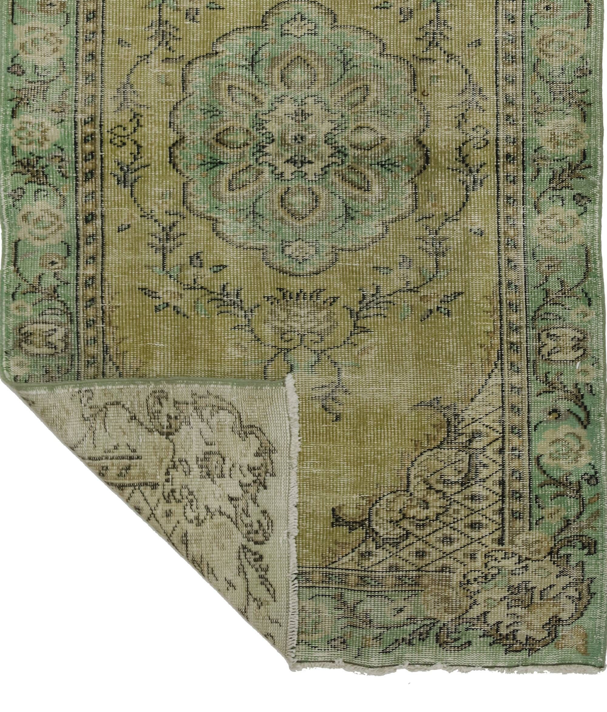 Tapis kilim vintage turc – vert pastel et beige 213x130 cm