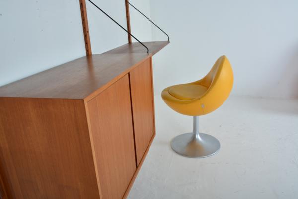 Armchair of Börje Johansson and edited by Johanson Design in Sweden Datant of the 1960s