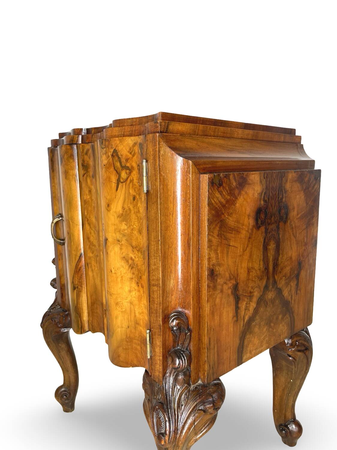 Italian nightstands from the 1930s
