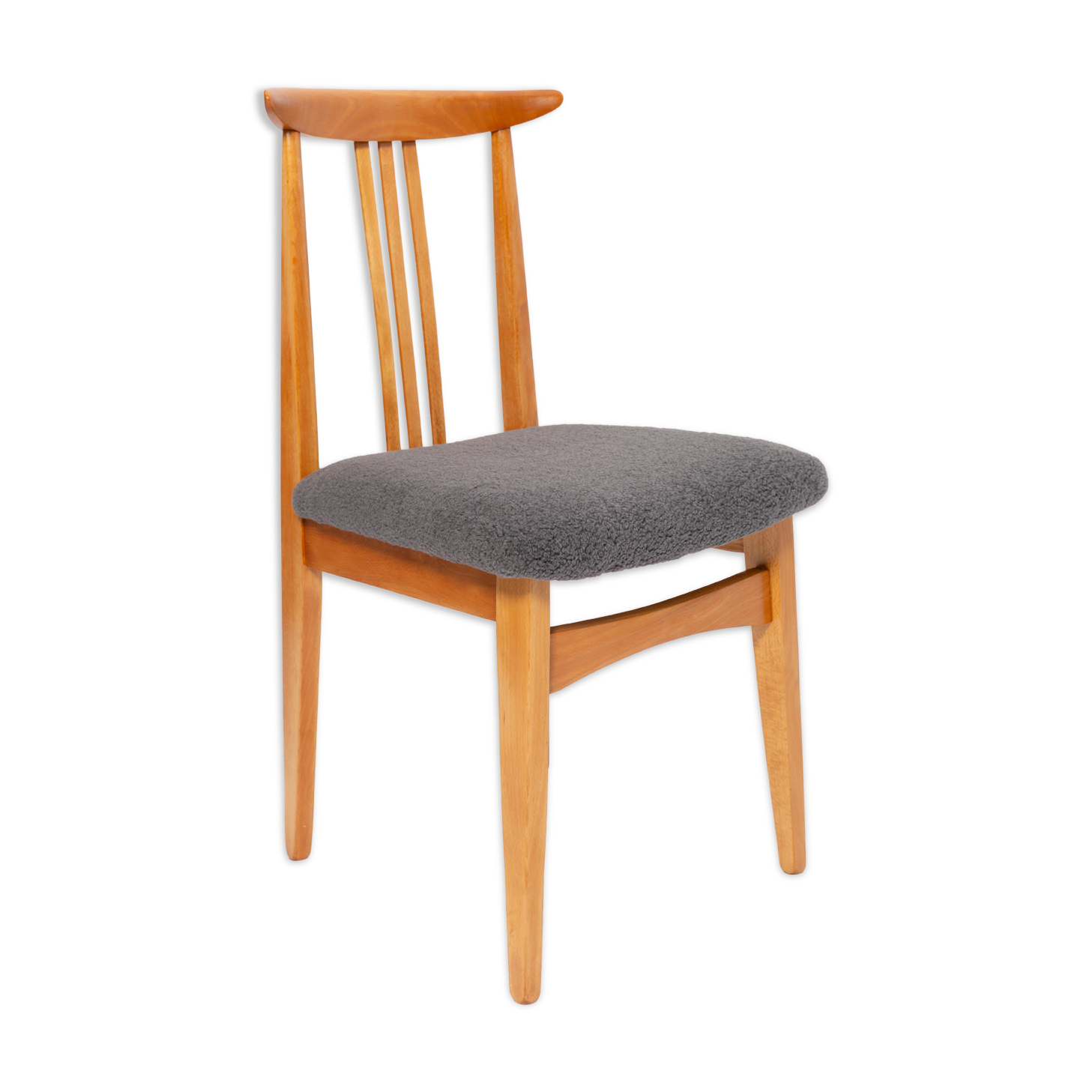 Mid-Century beech wood chair with grey boucle fabric, M. Zielinski, Europe, 1960.