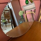 Chiseled oval mirror