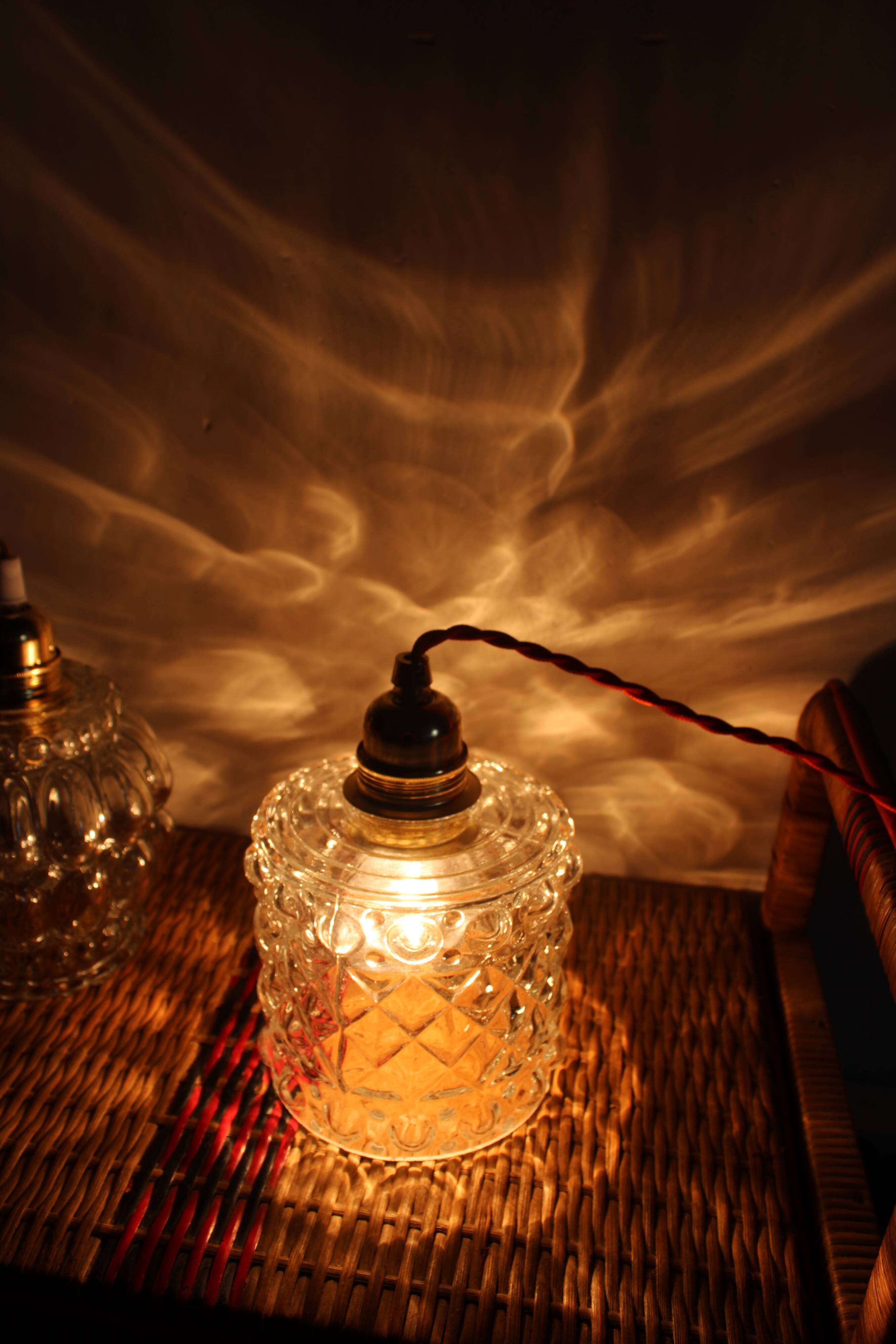 Moulded glass hanging lamp