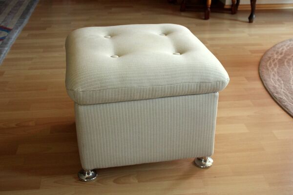 Tabouret de chambre des années 1970, coffre à linge, en tissu, métal et plastique, vintage