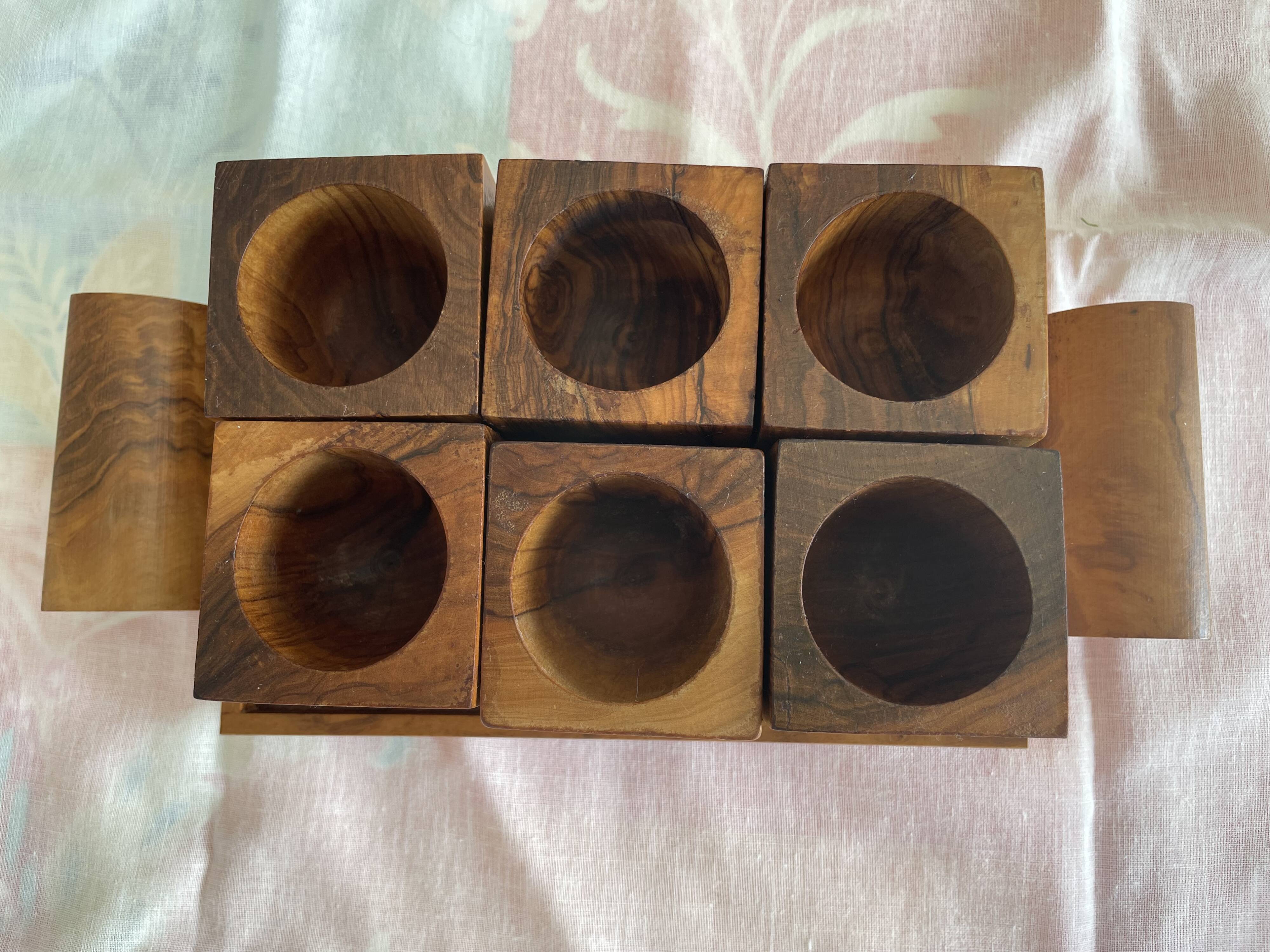 6 cube egg cups on tray with handles Olive wood Vintage 1970