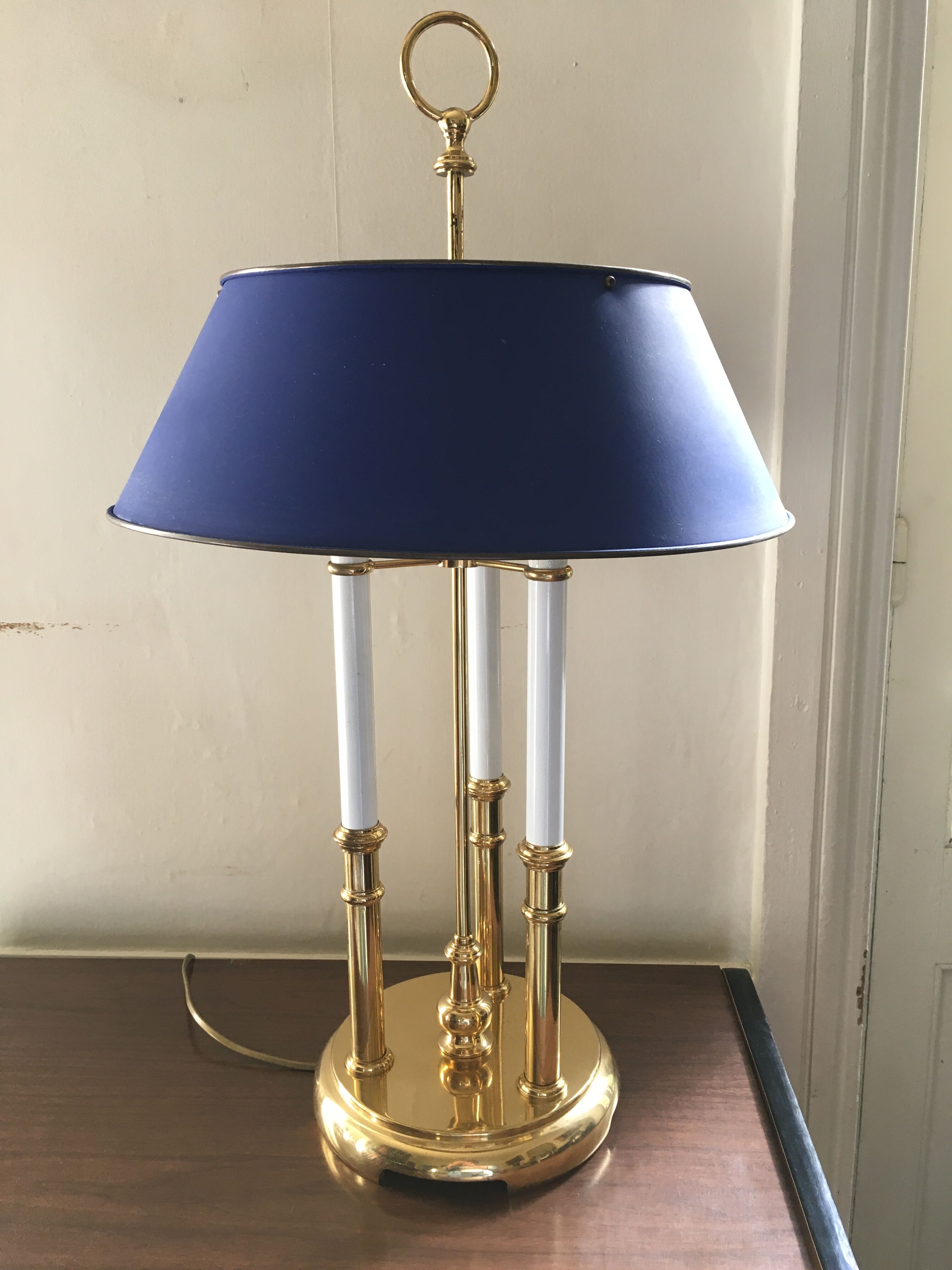 Golden bronze hot water lamp