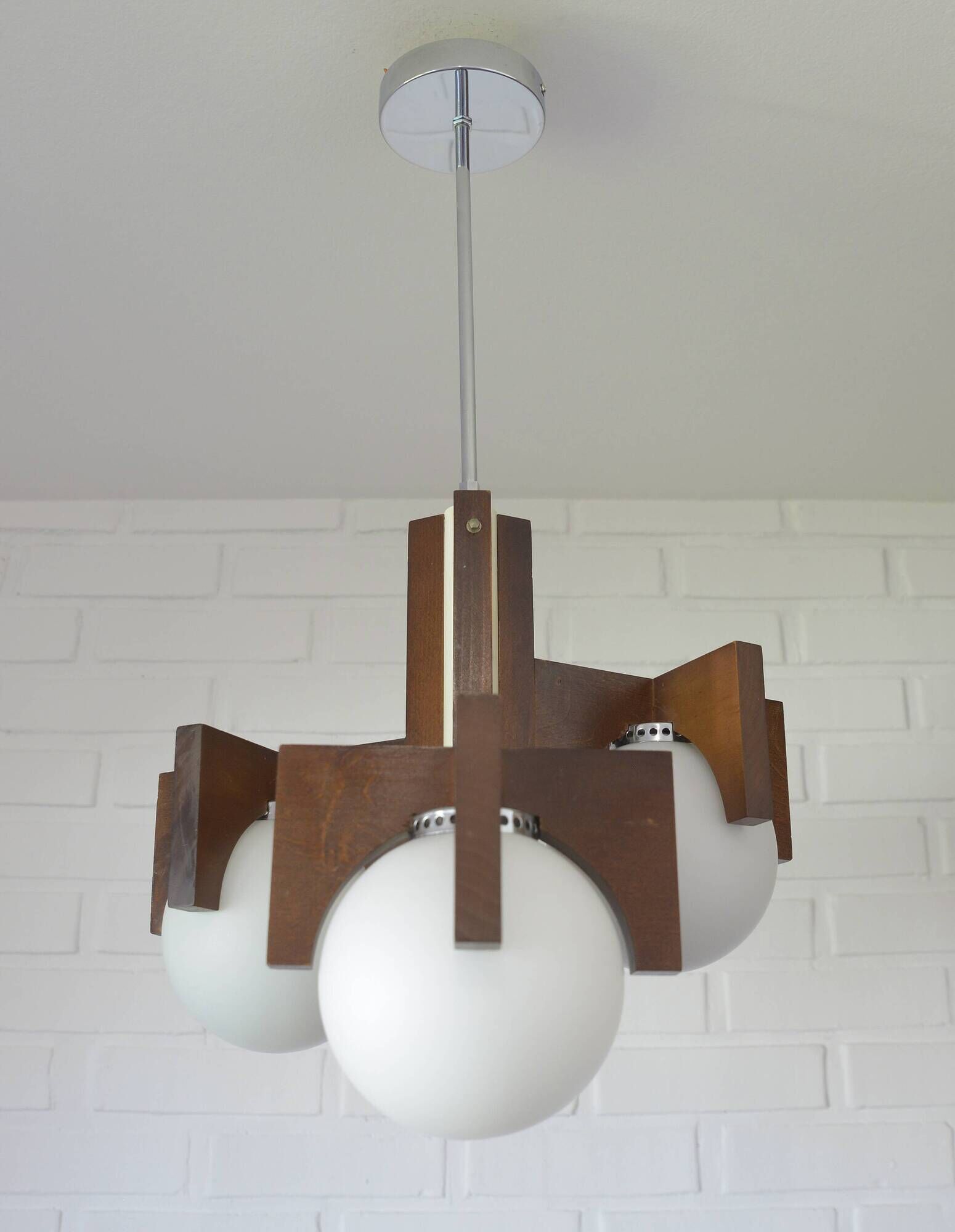 Suspension vintage brutaliste en bois, style moderne du milieu du siècle, Yougoslavie, années 1970