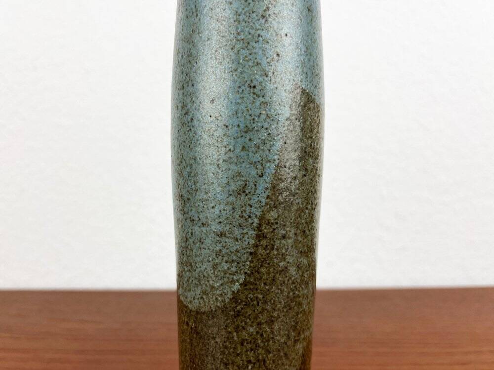 Mid-century German studio pottery vase by Janne Reckert-Cordua, 1960s.
