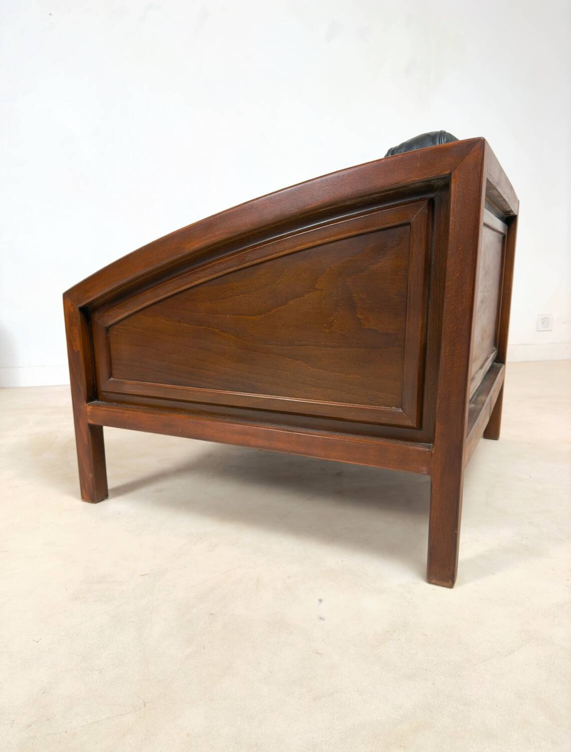 Armchair in the style of Tobia Scarpa