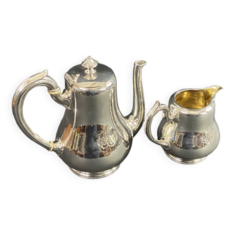 Coffee pot and milk jug monogrammed MA in silver metal signed CHRISTOFLE