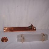 Art deco wall sconce