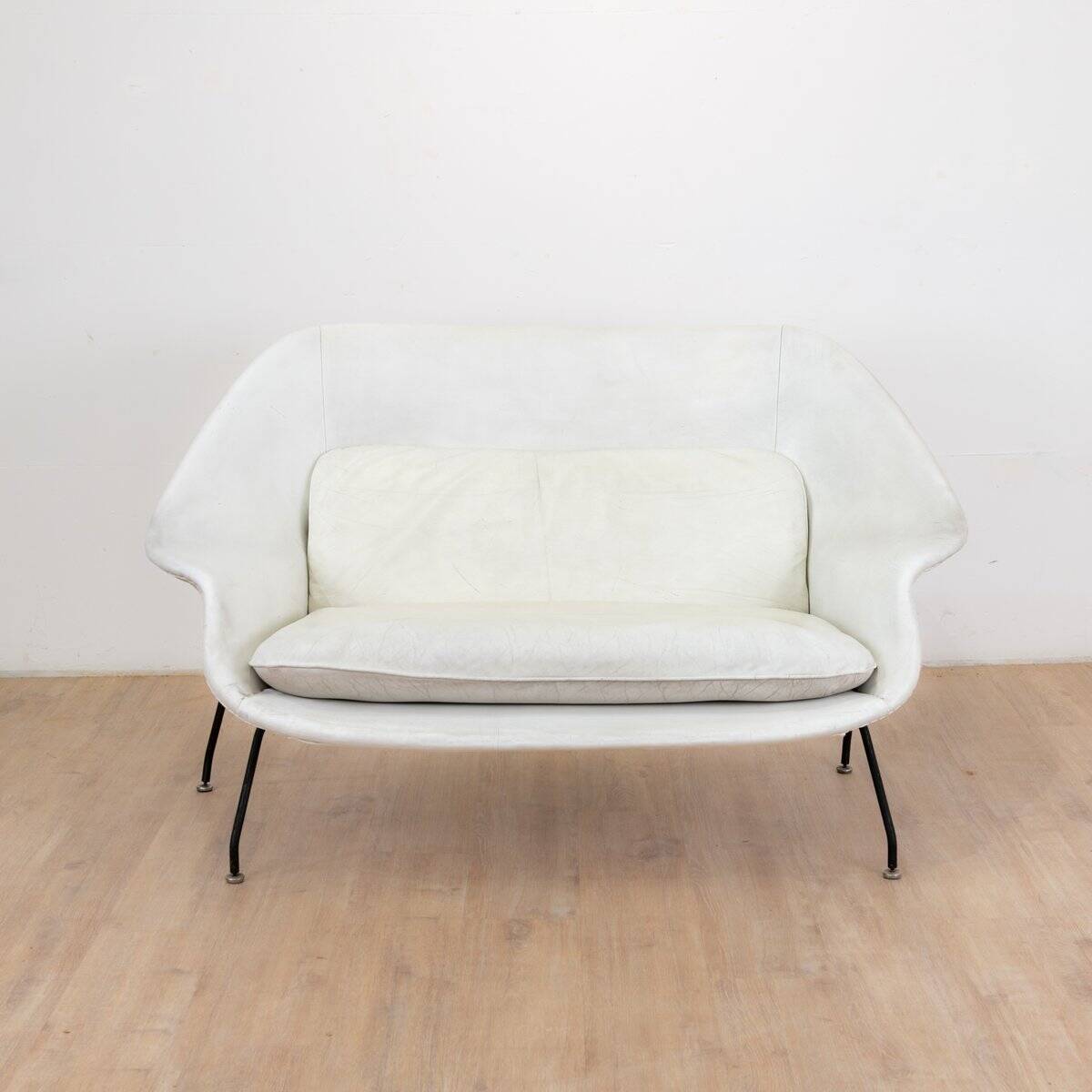 Canapé Womb par Eero Saarinen pour Knoll, 1960s