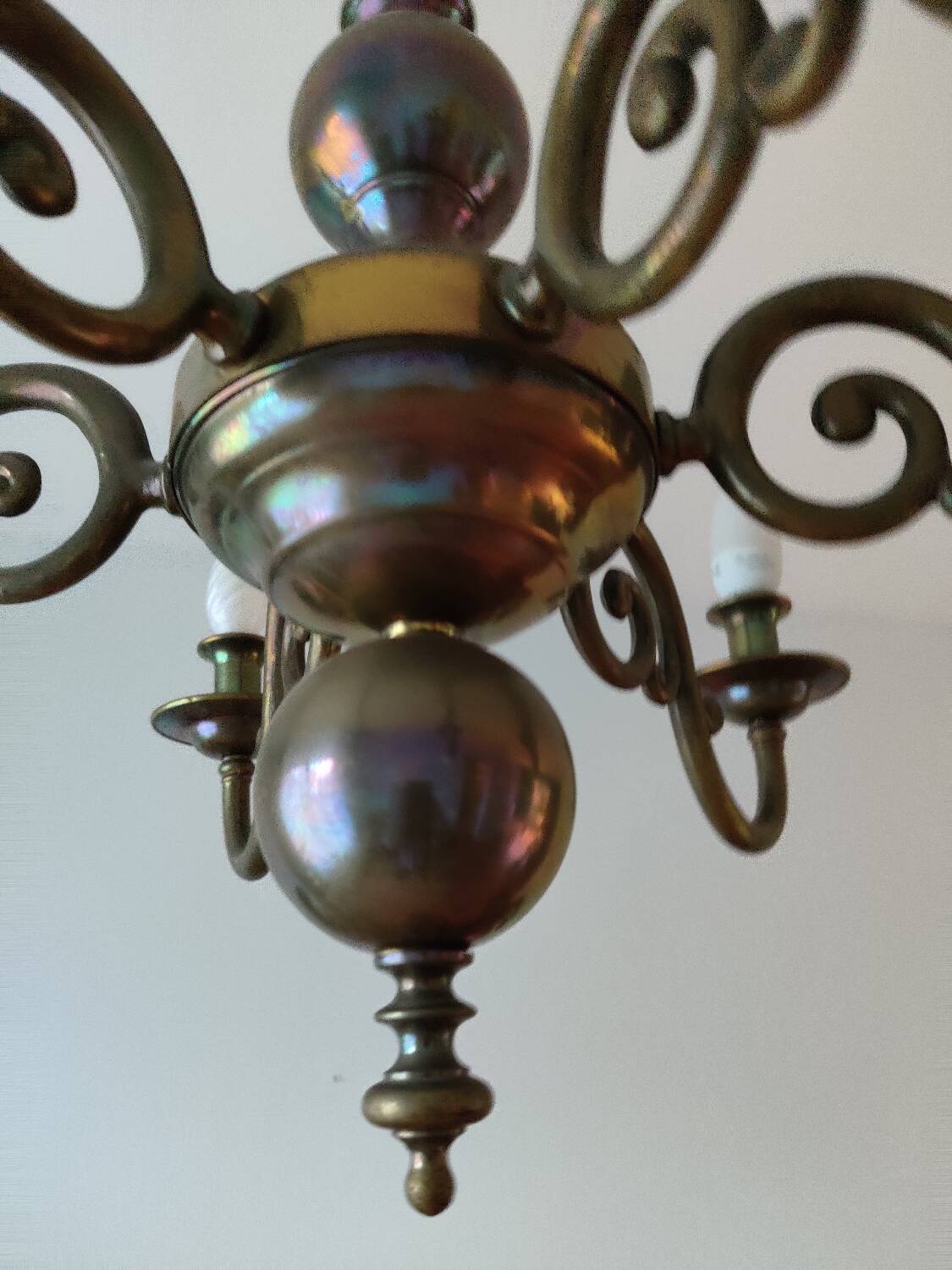 Golden bronze chandelier with 6 branches