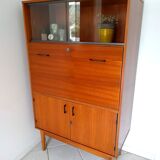 Scandinavian secretary