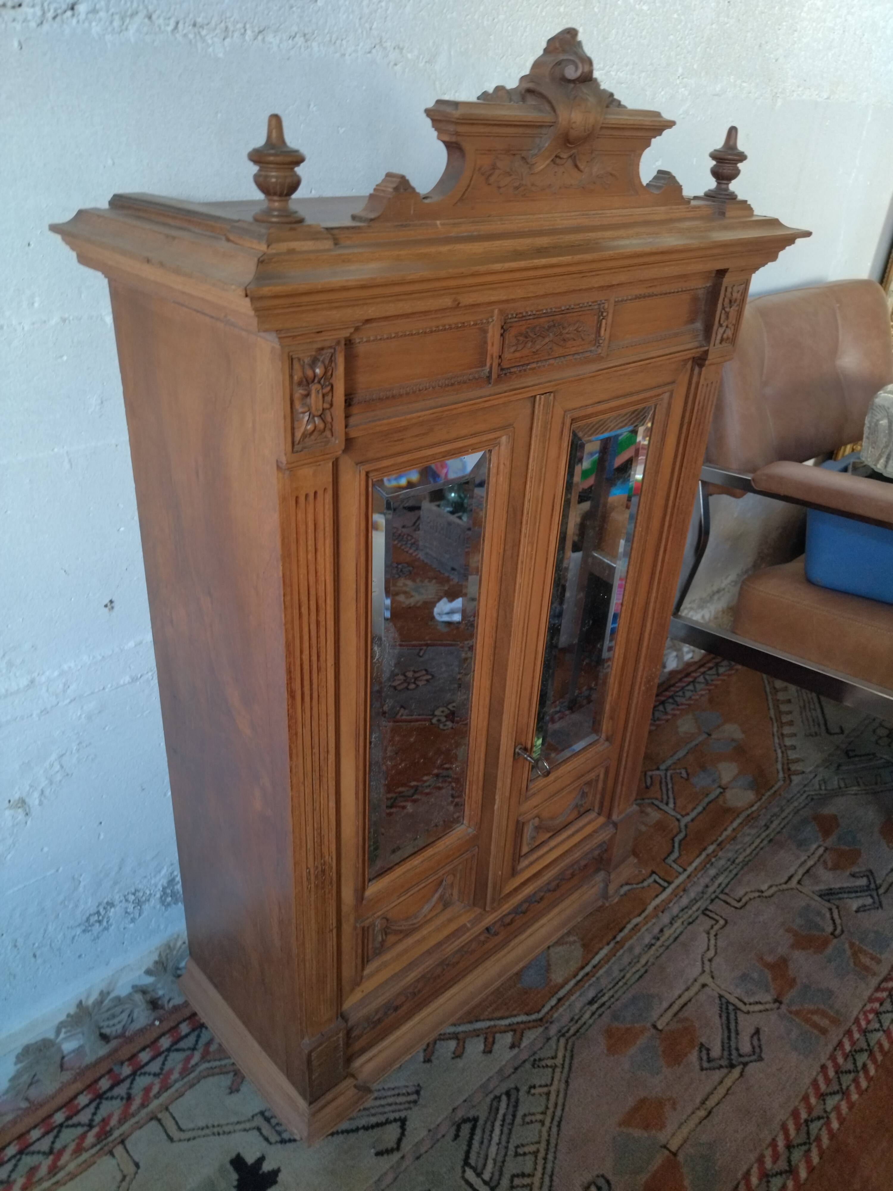 Master's doll cabinet 92cm