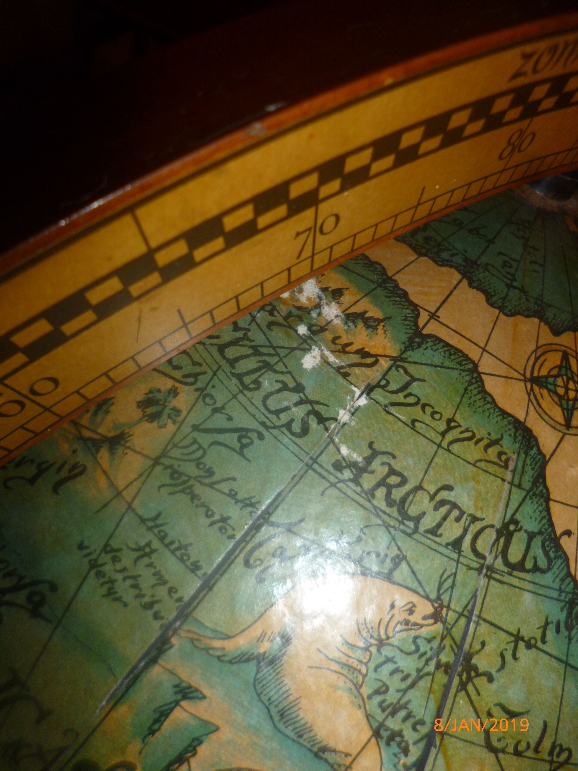 Globe terrestre bar