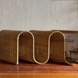Wall-mounted rattan magazine rack