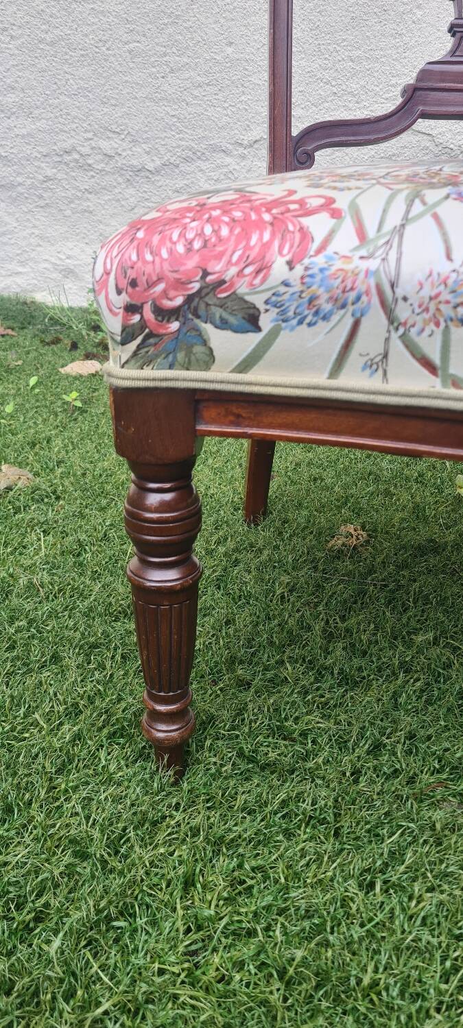 English low chair Vitoria period