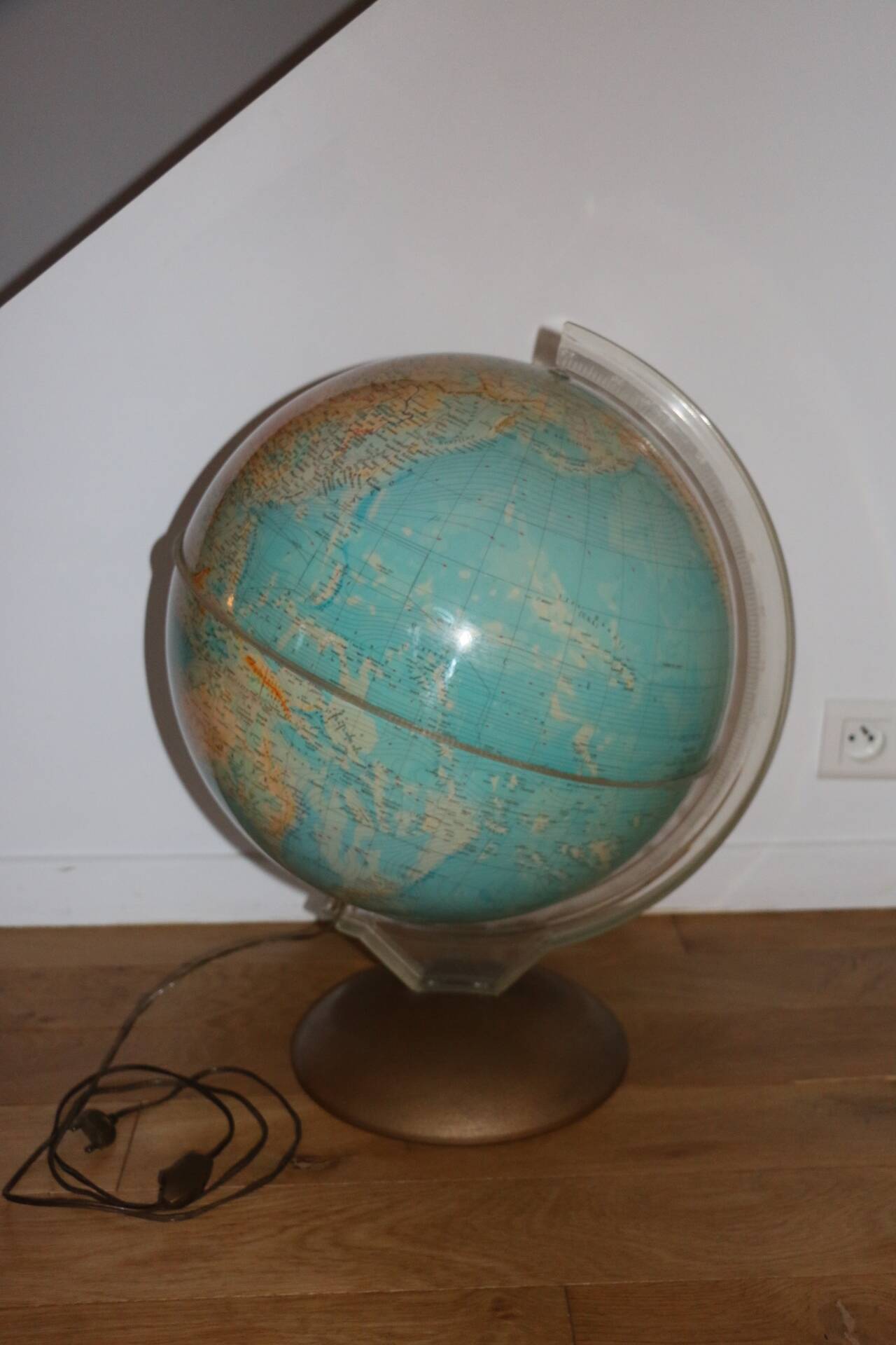 XXL Illuminated Globe Earth 1964