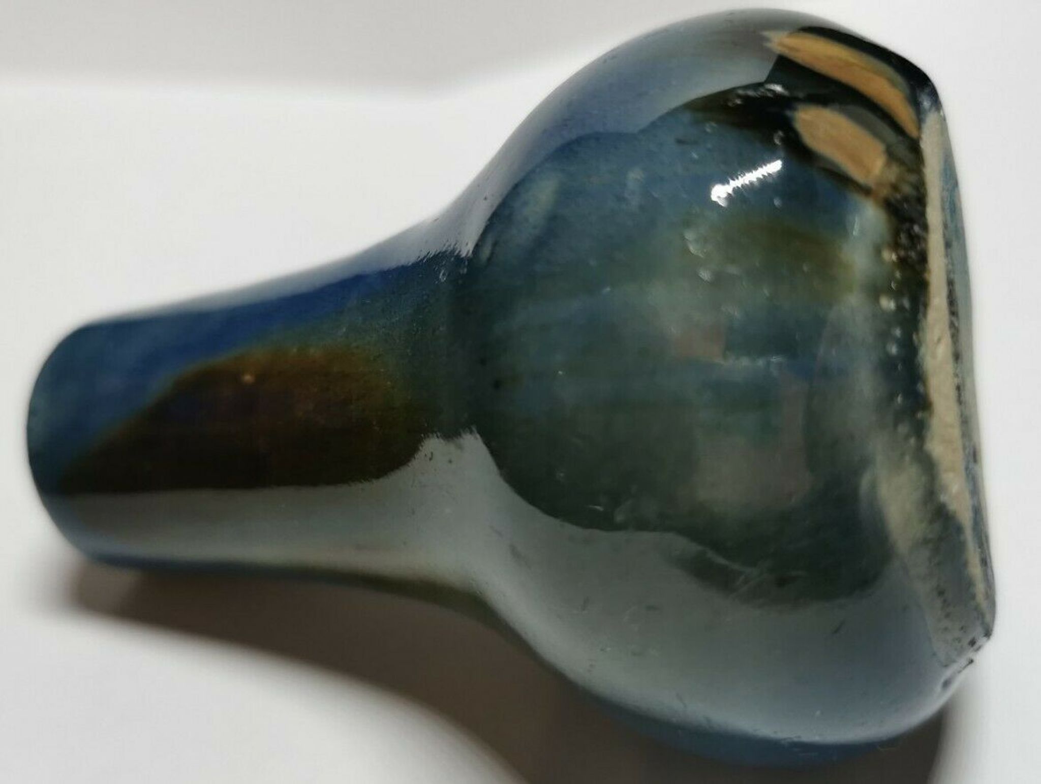 Vase à identifier en céramique vernisée.