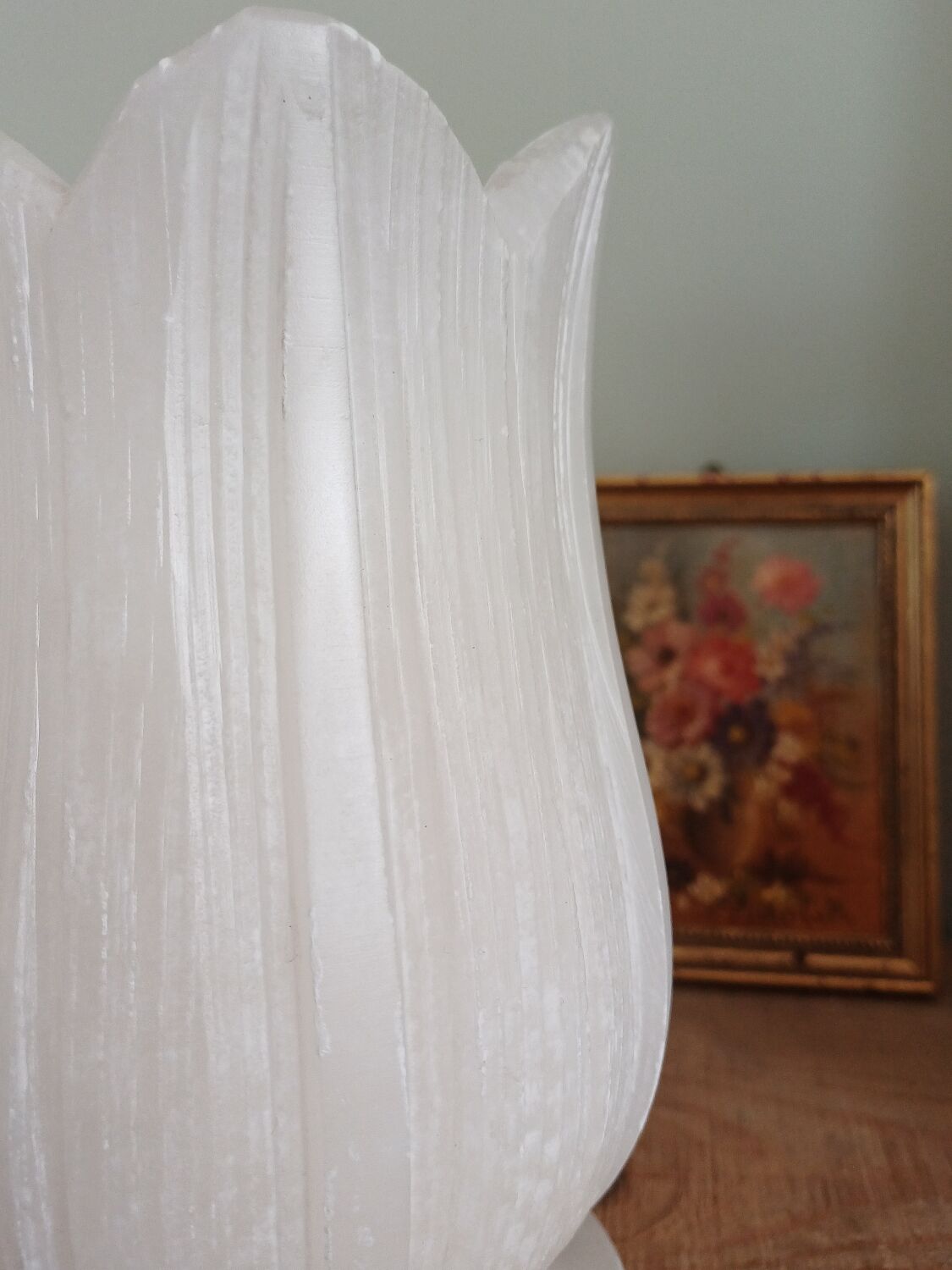 Alabaster lamp