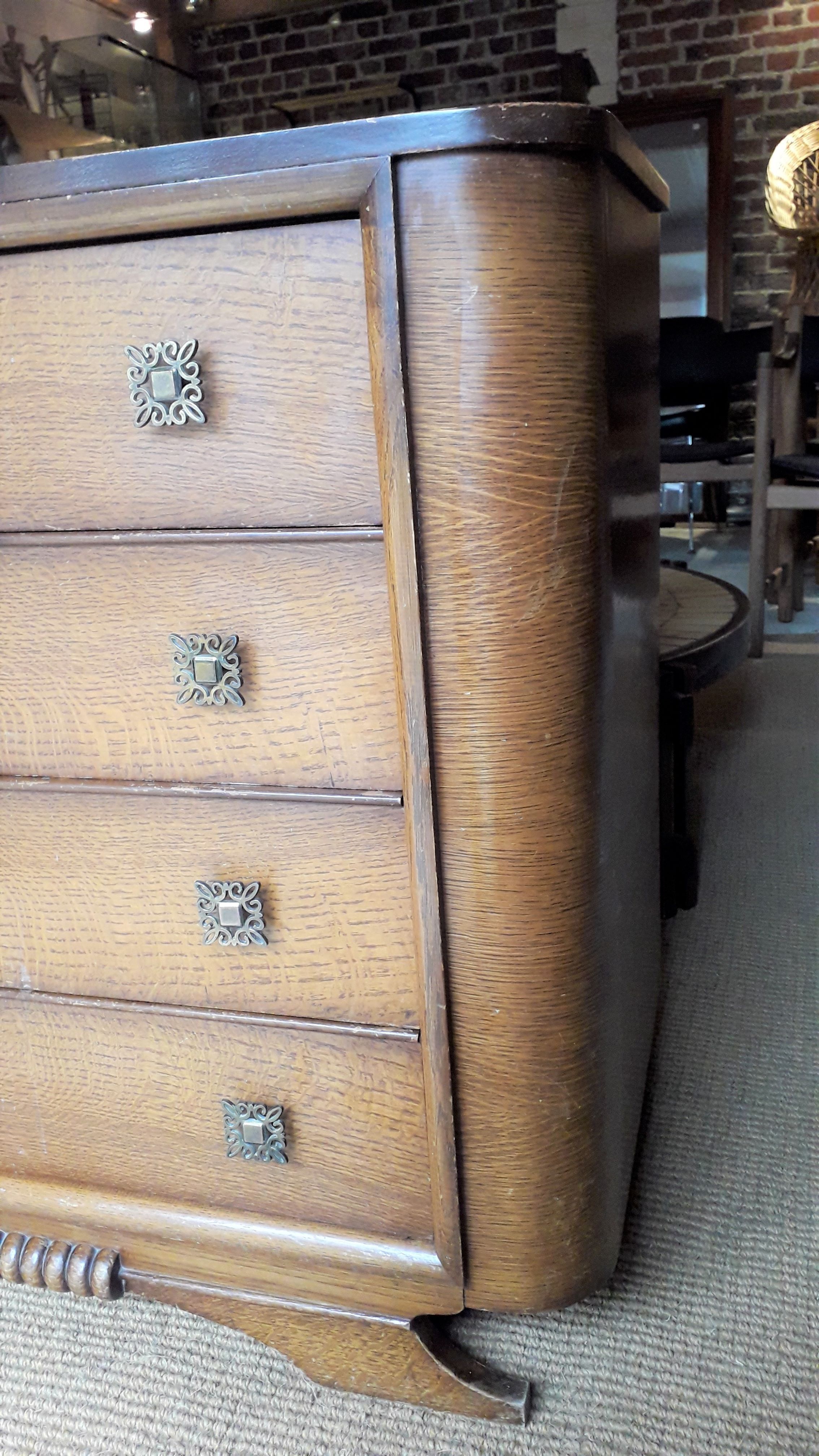 Art Deco dresser