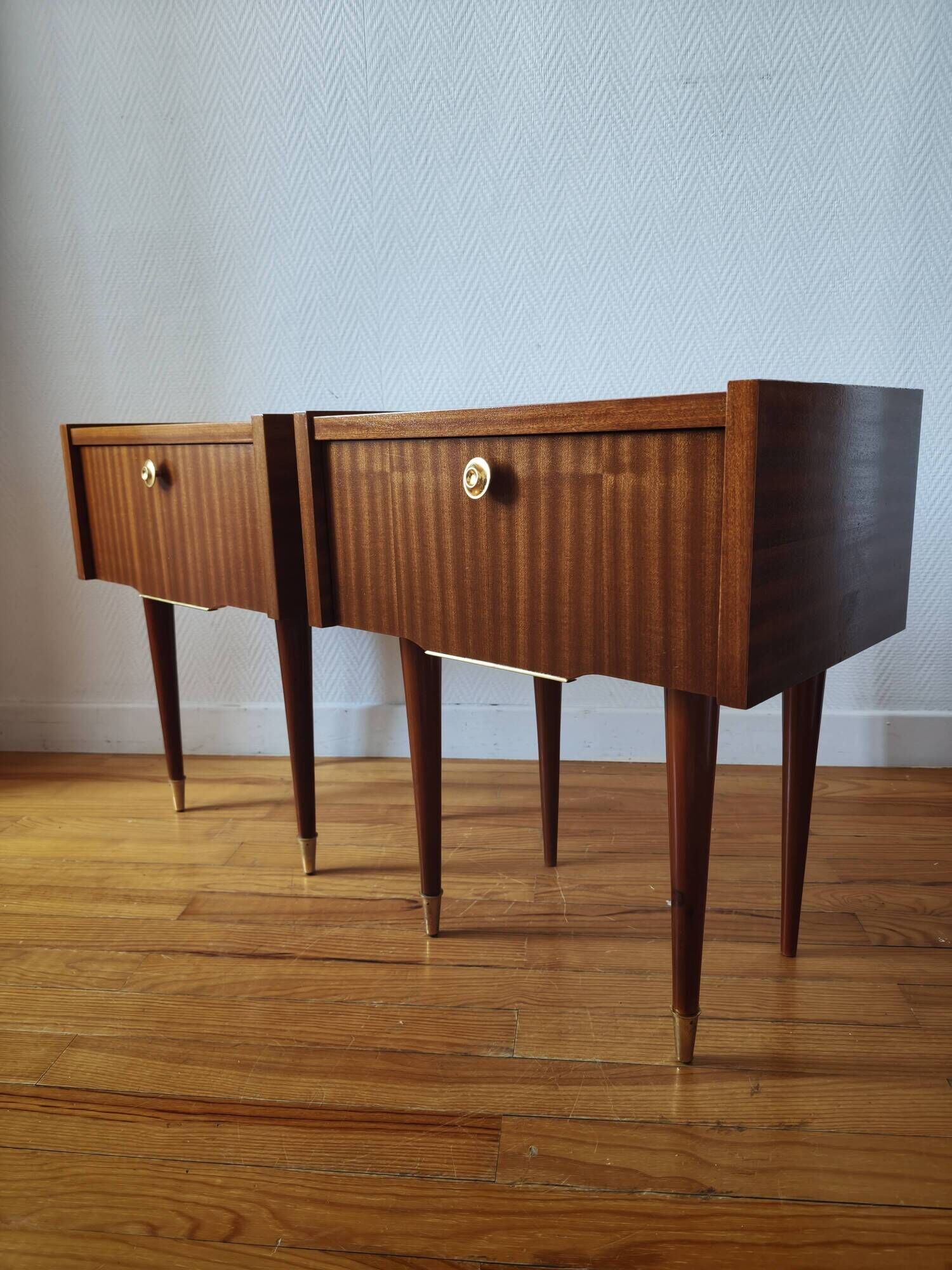 Paire de tables de chevet Mid-Century