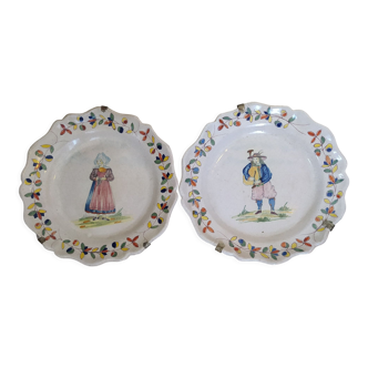 Pair of old plates faience of malicorne