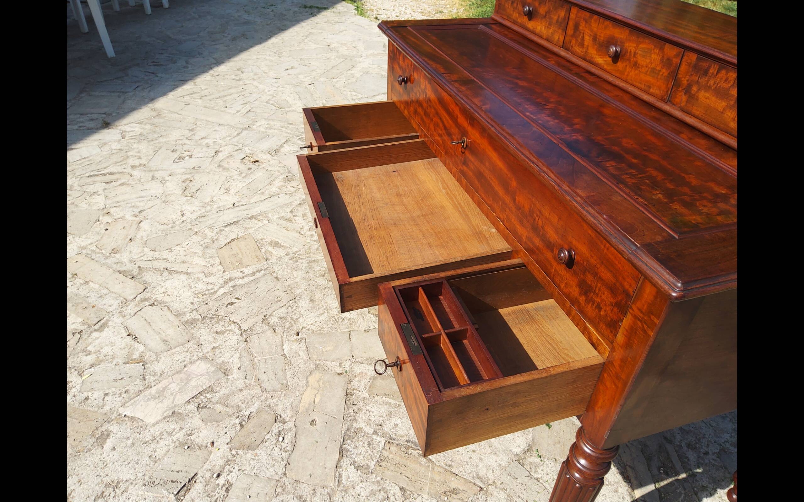 Desk