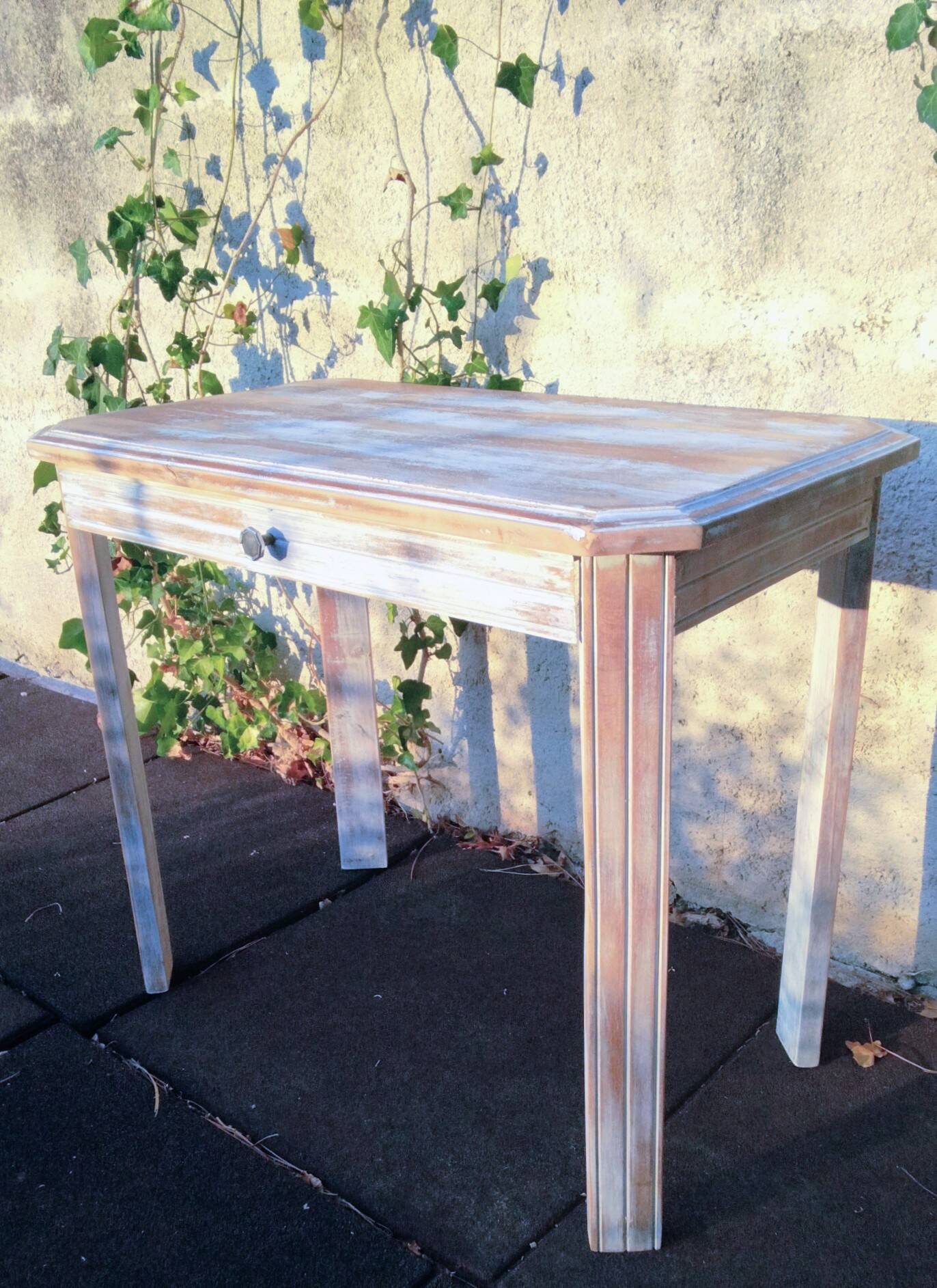 Art Deco side table