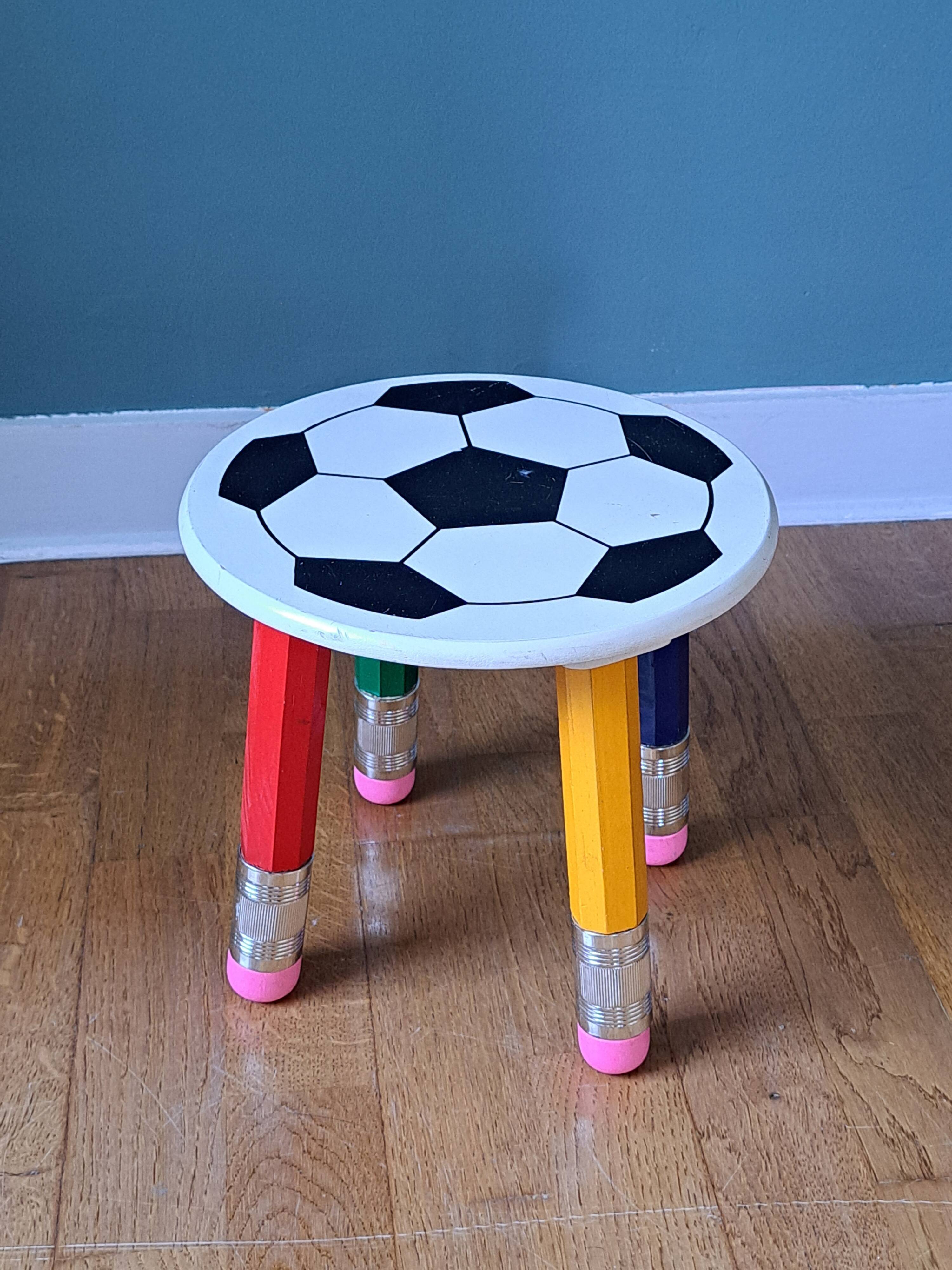 Tabouret crayon Pierre Sala
