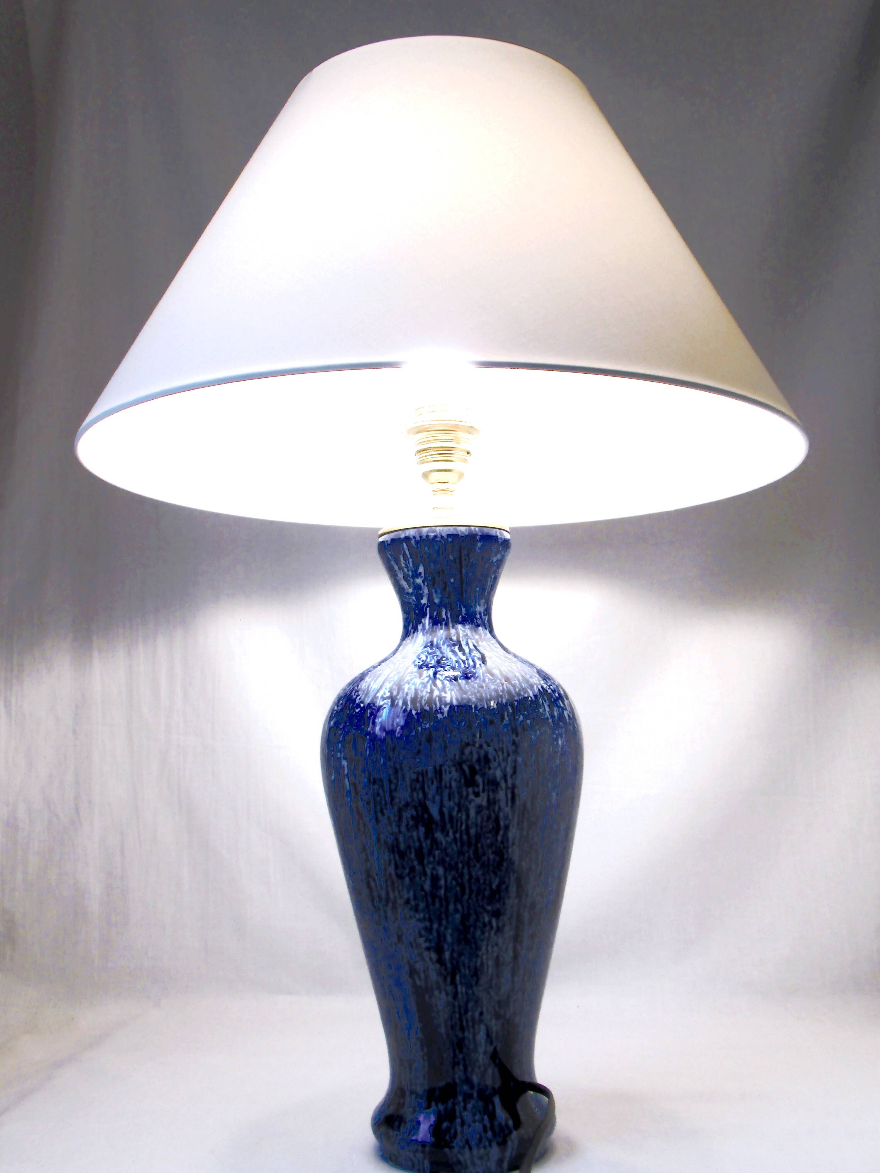 LIVING ROOM LAMP