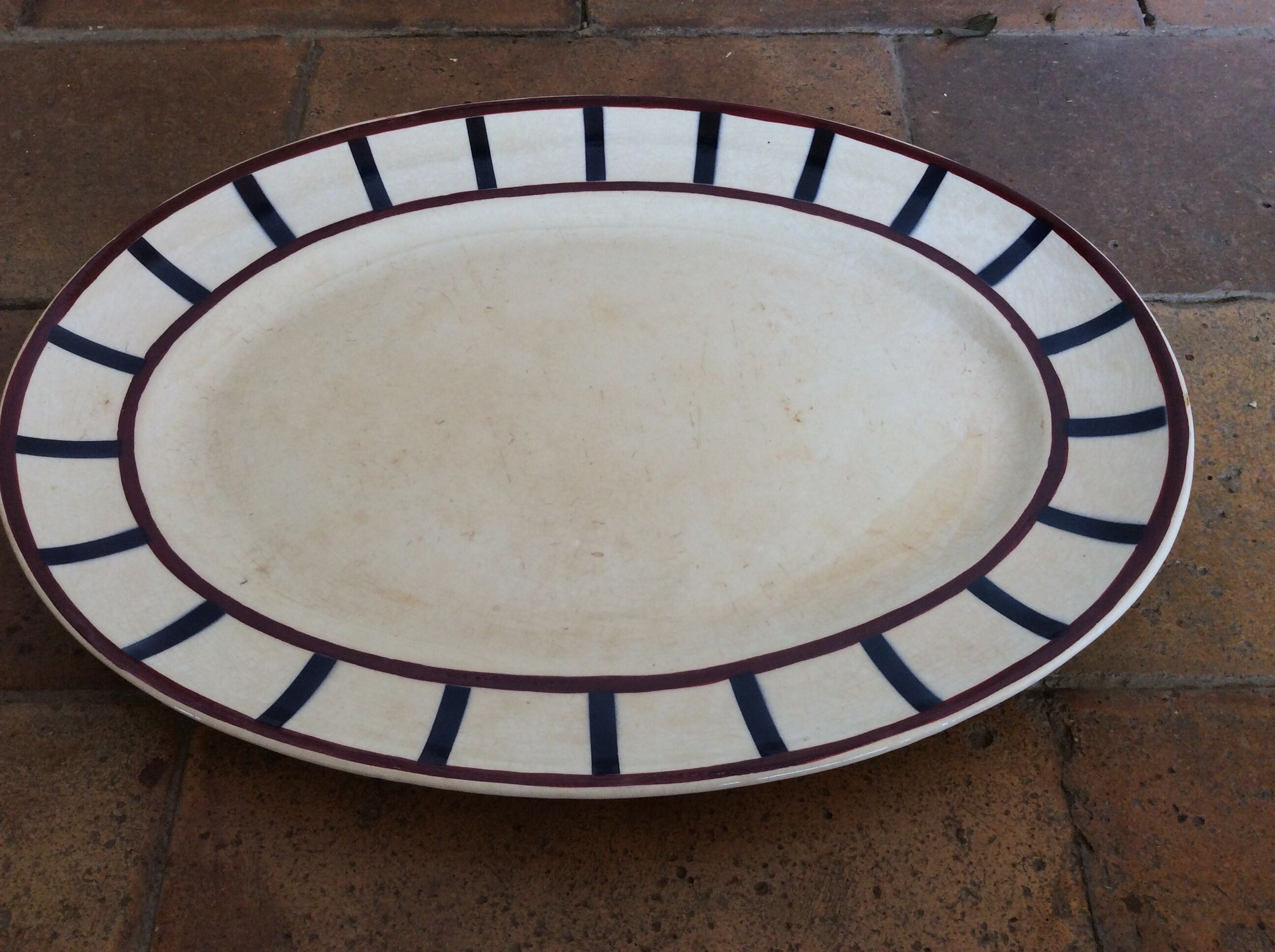 Basque decor dish