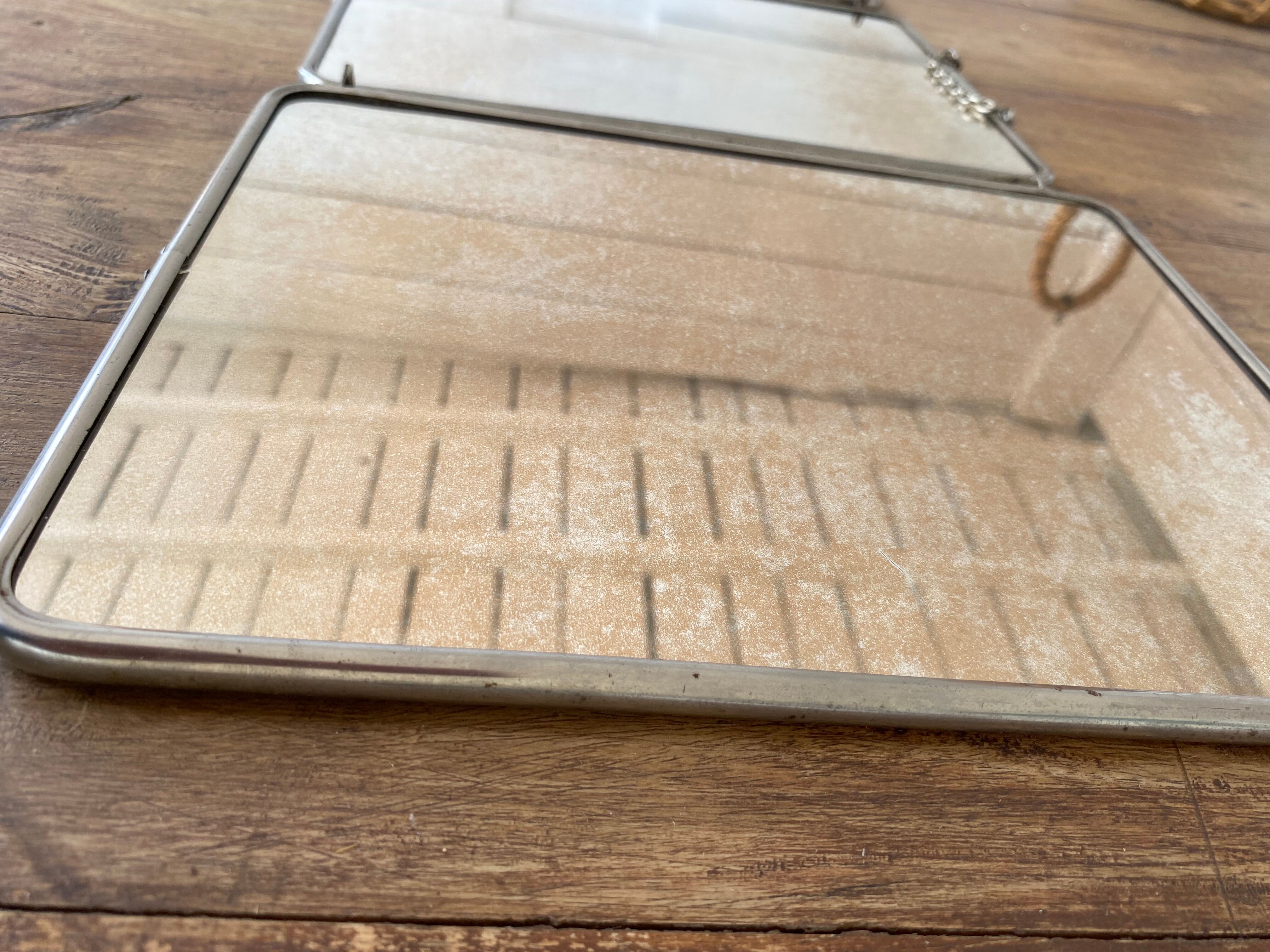 Barber's triptych mirror